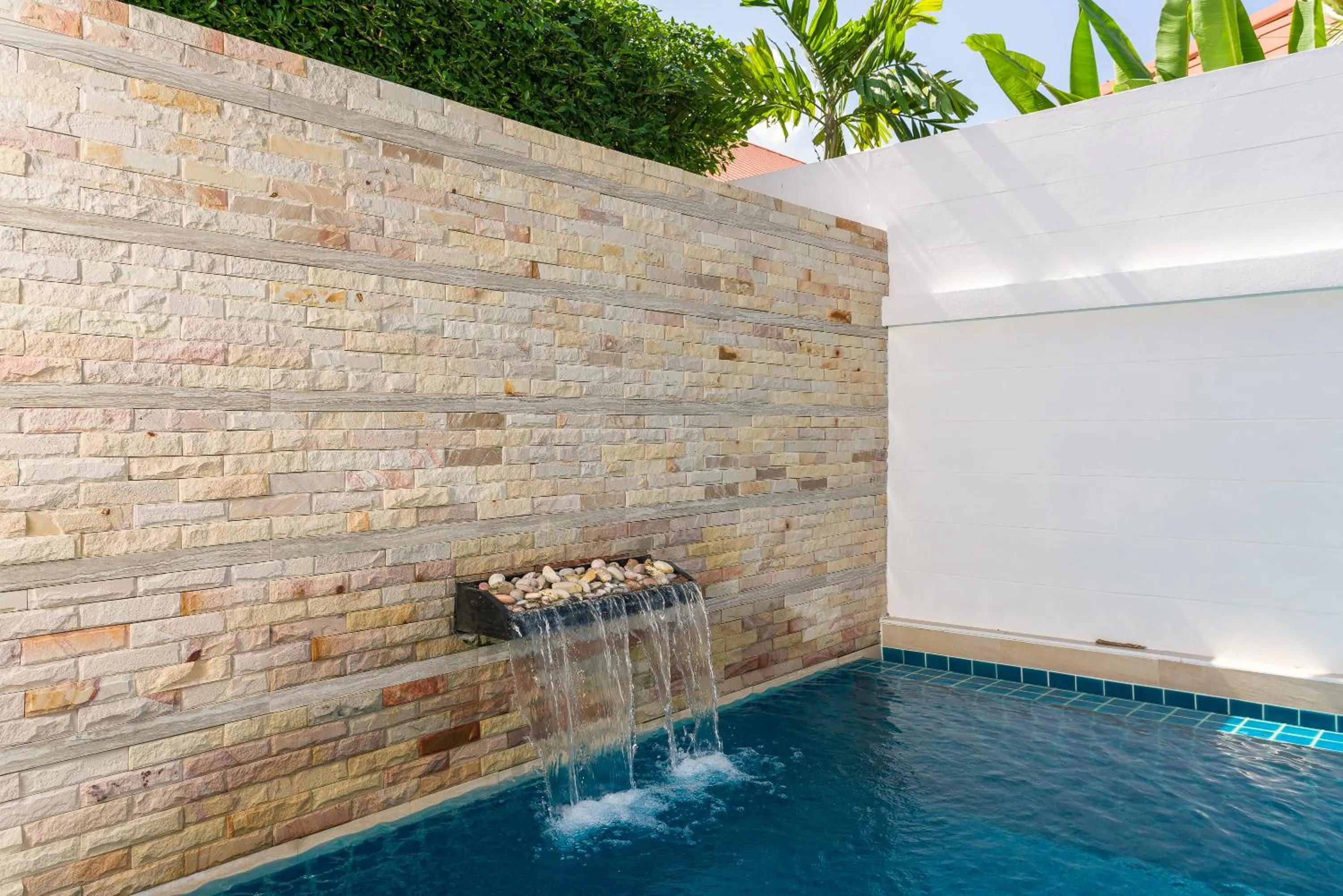 Swimming pool in The Ville Pool Villa Jomtien A23