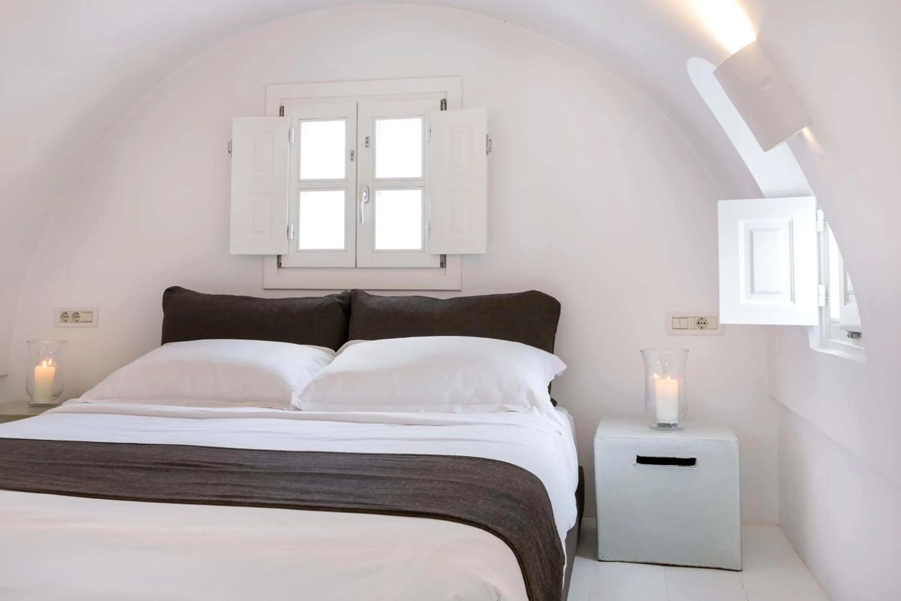 Bedroom, Bed in Aenaon Villas