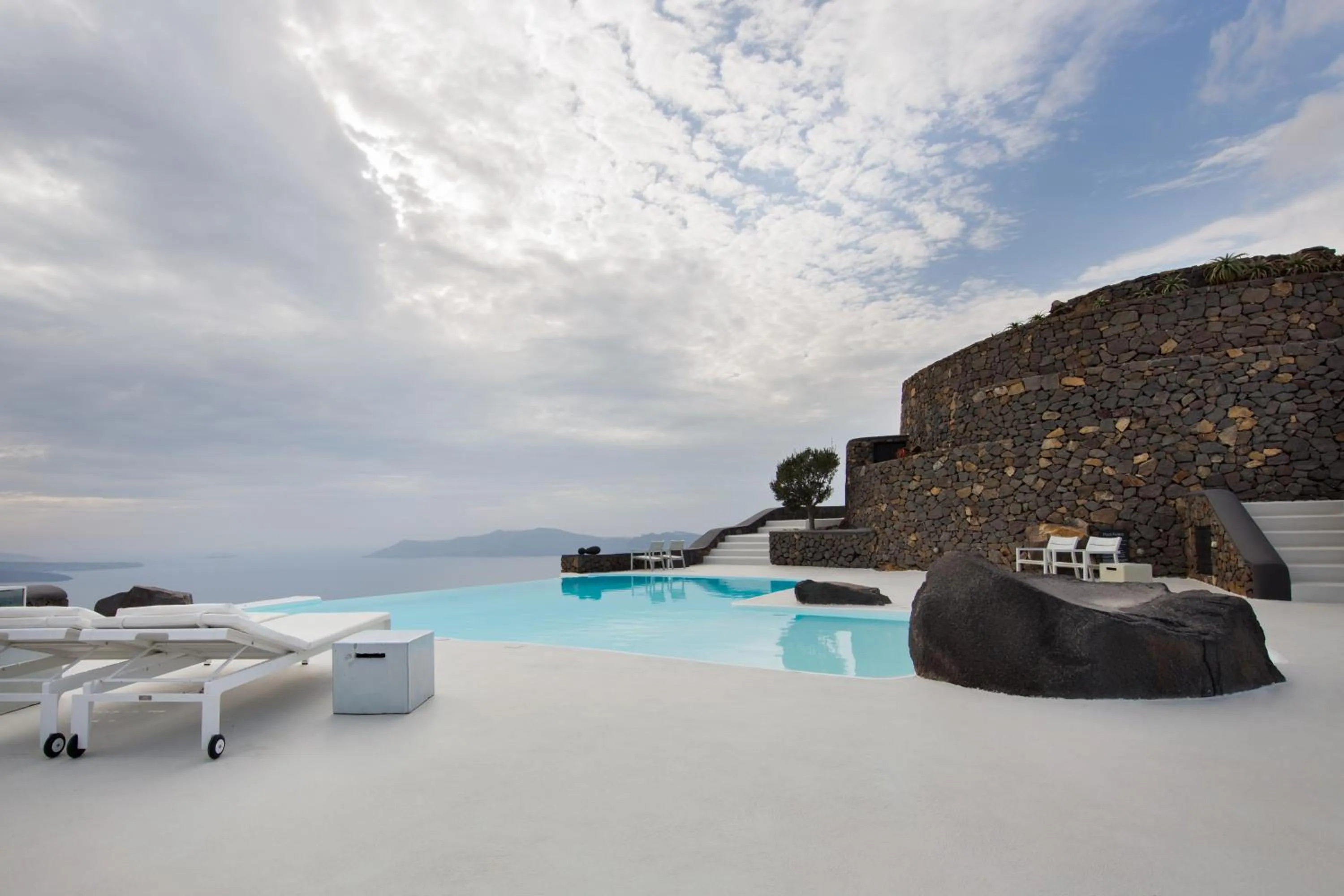 Swimming pool in Aenaon Villas