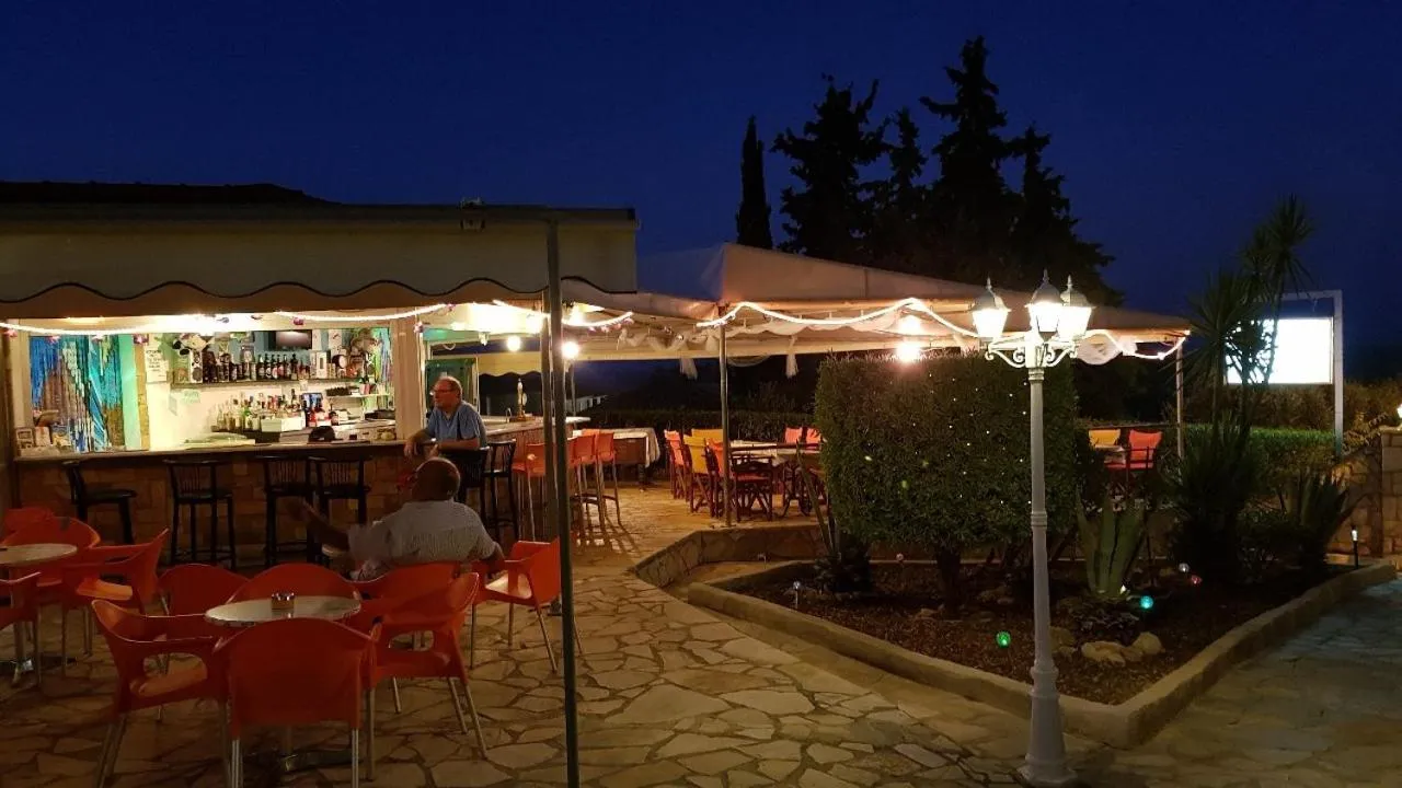 Seaview Apartments Tsilivi