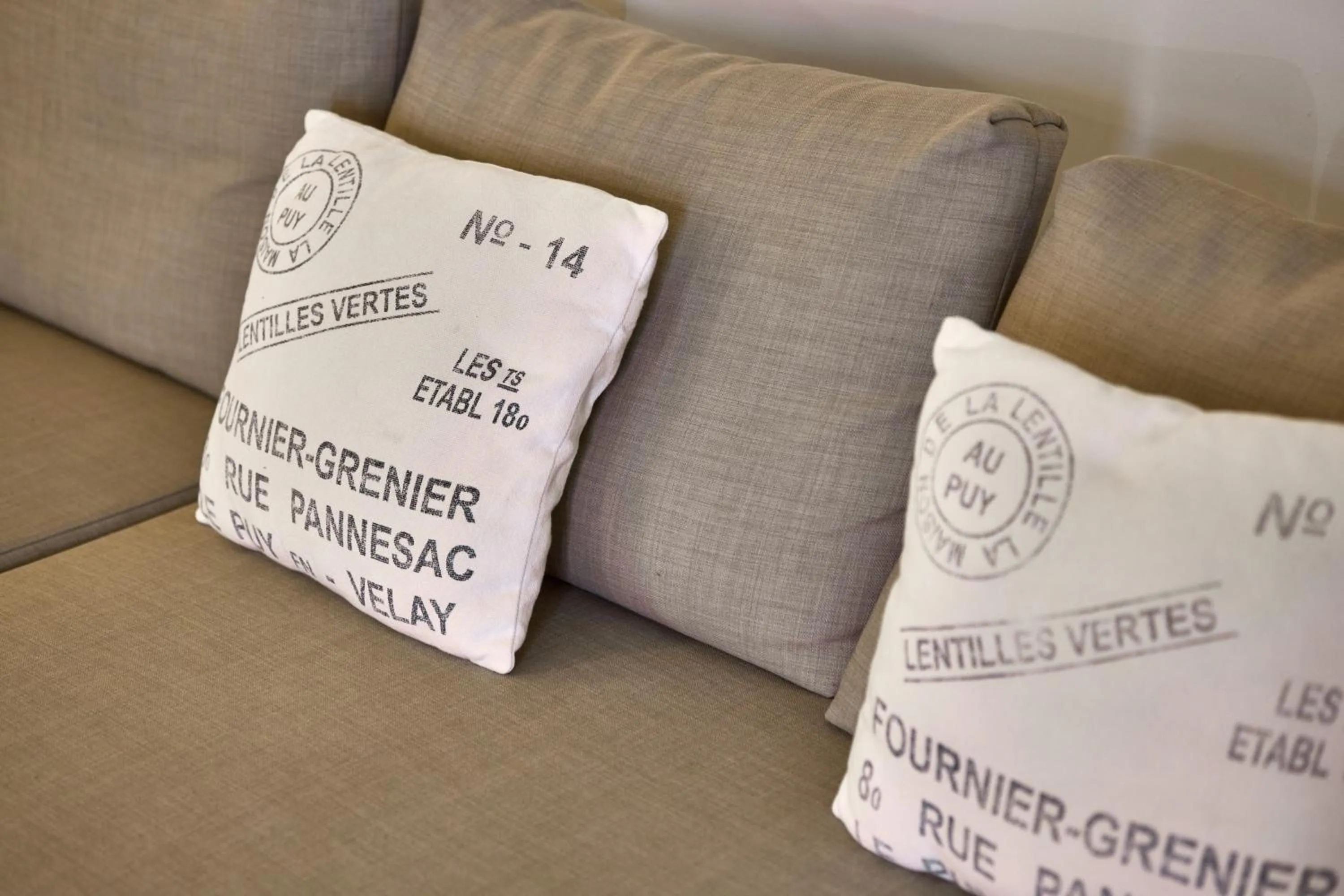 Decorative detail in Can Savella - Turismo de Interior