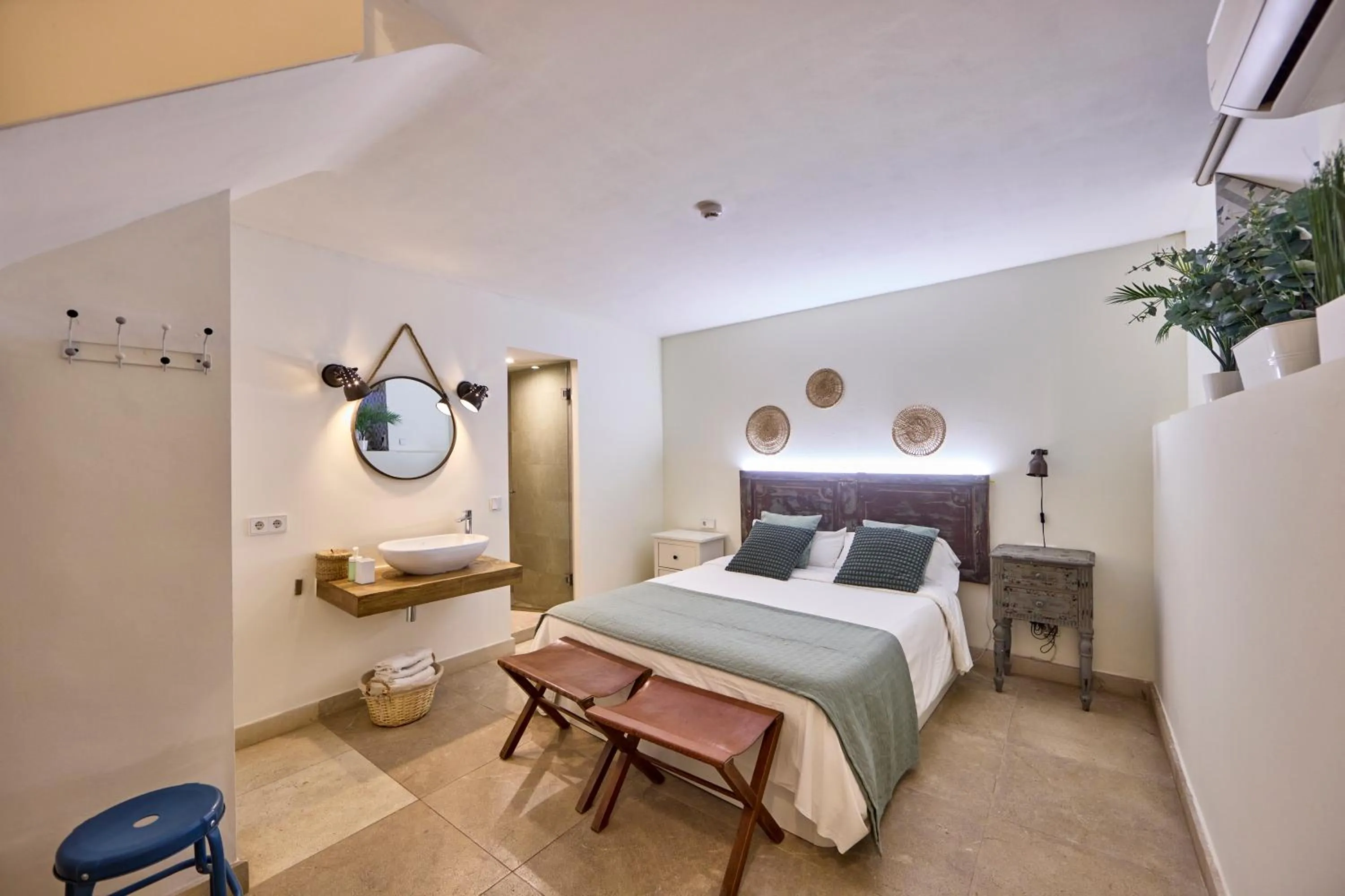 Bedroom, Bed in Can Savella - Turismo de Interior