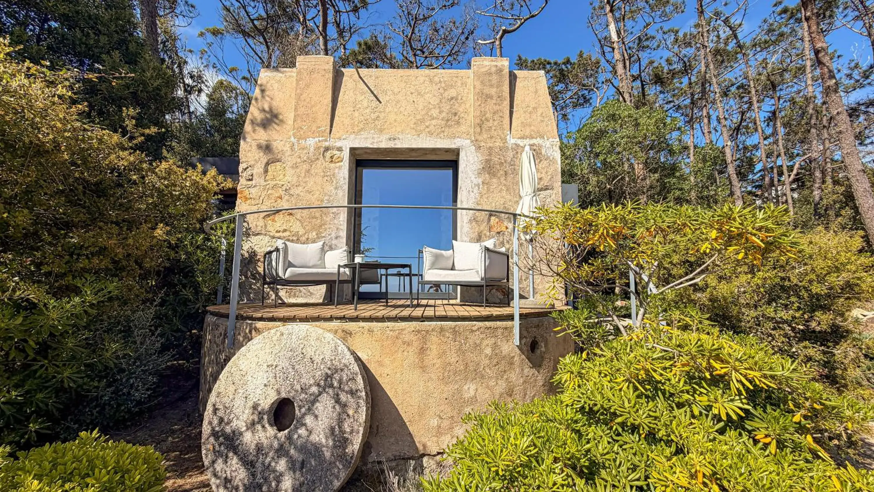 Superior Suite with Sea View in Quinta Vale da Roca Superior Suite with Sea View in Quinta Vale da Roca
