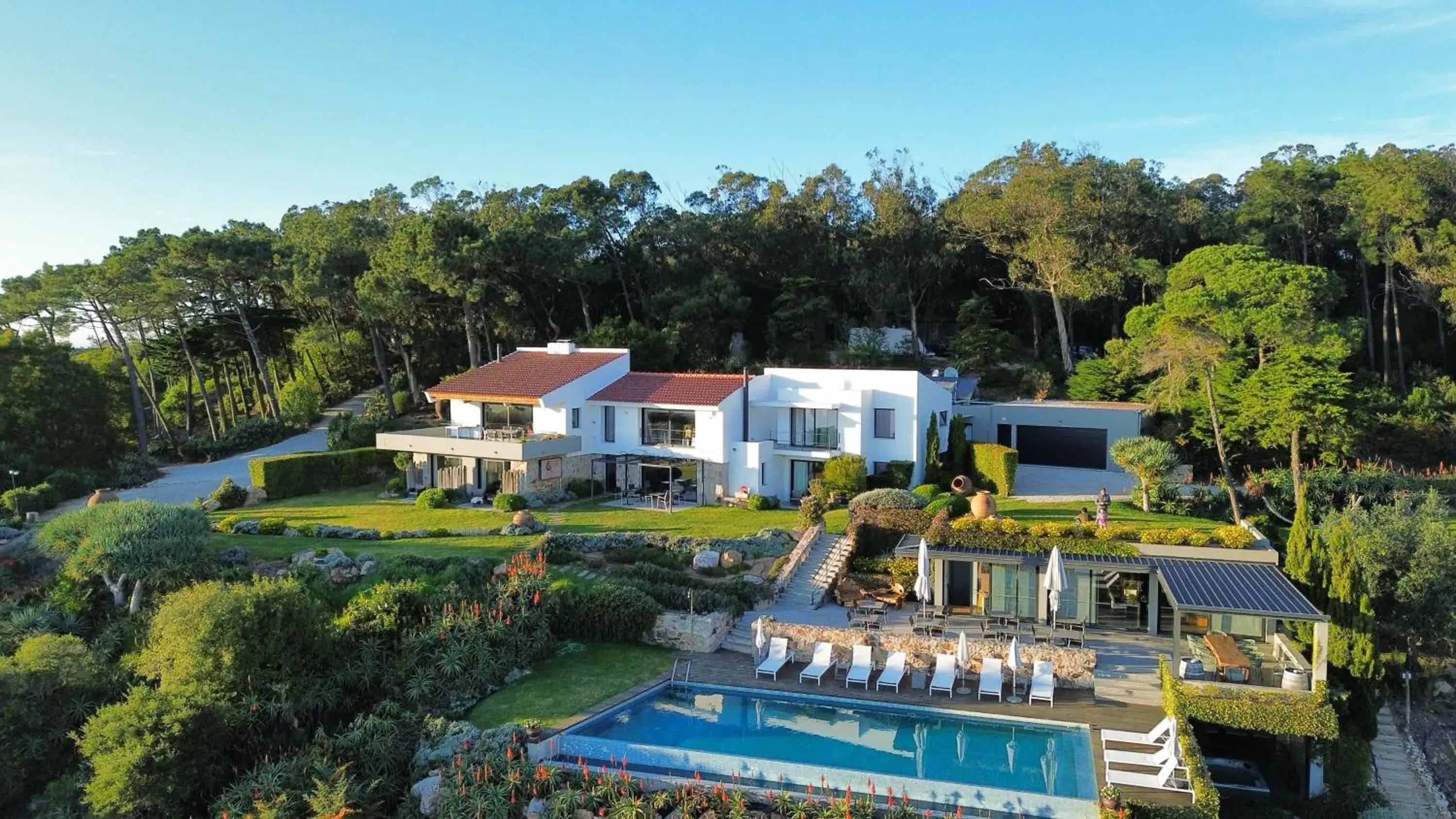 Two-Bedroom Apartment with Terrace and Sea View in Quinta Vale da Roca Two-Bedroom Apartment with Terrace and Sea View in Quinta Vale da Roca