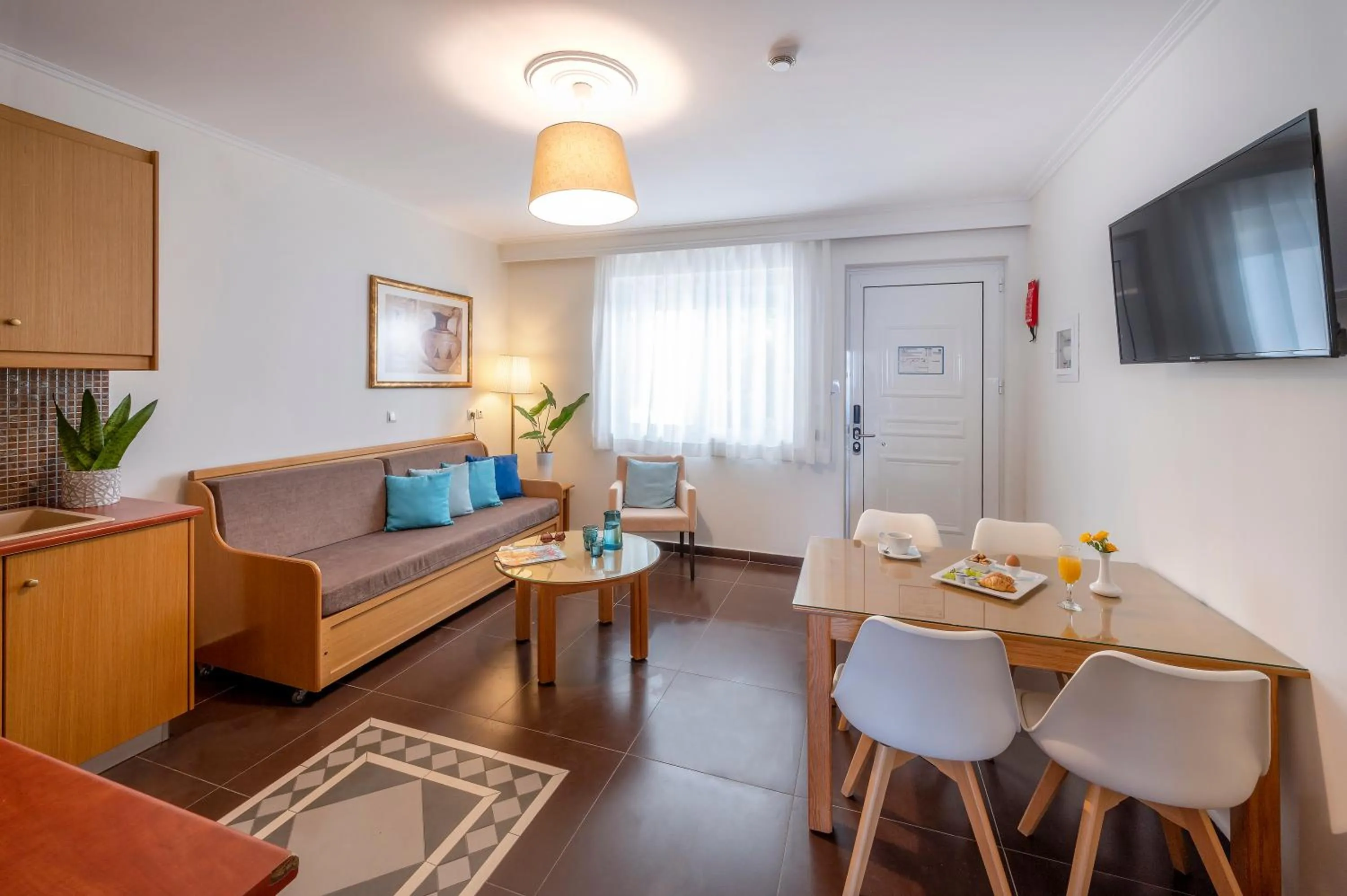 Peridis Family Resort