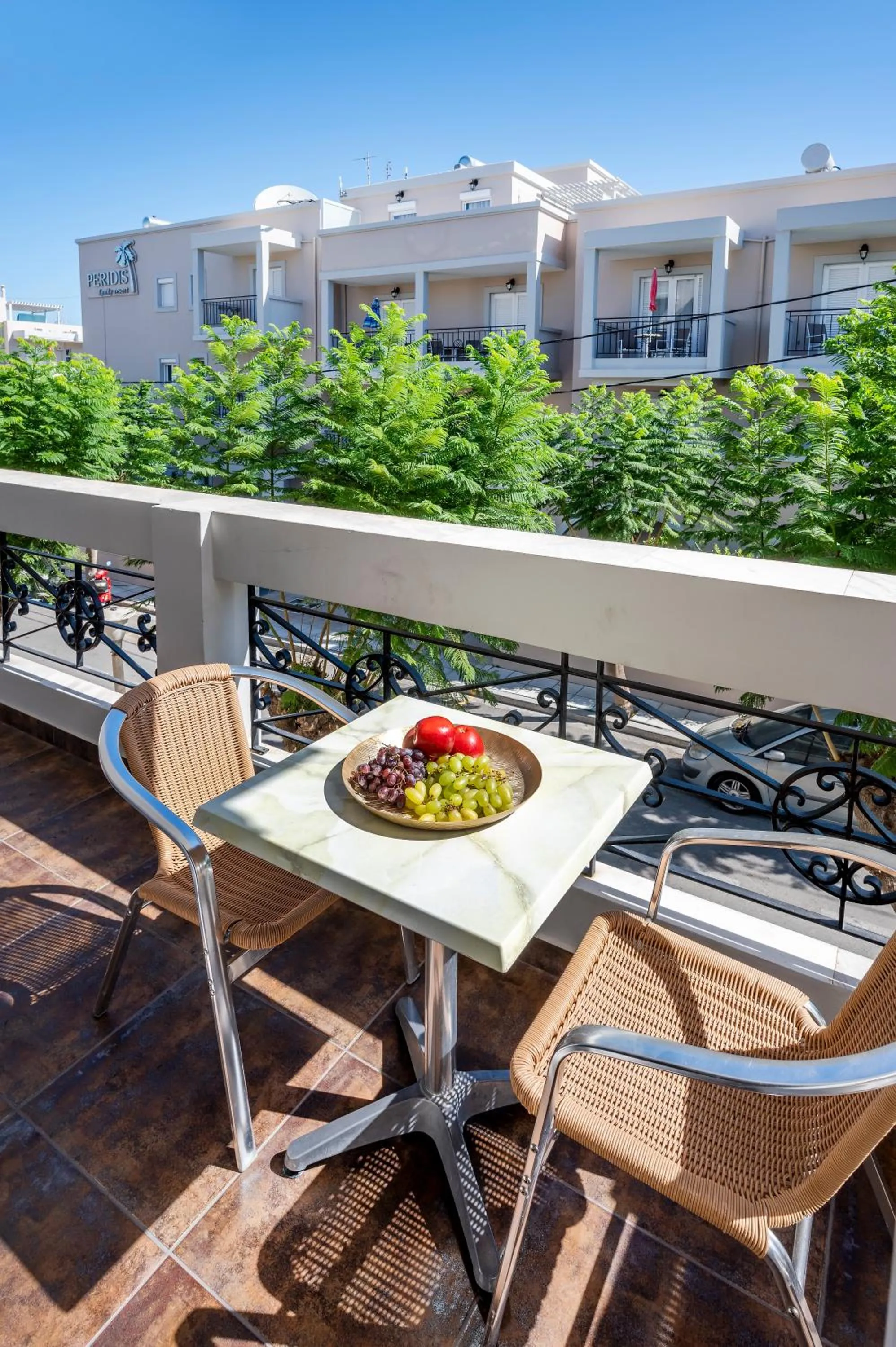 Peridis Family Resort