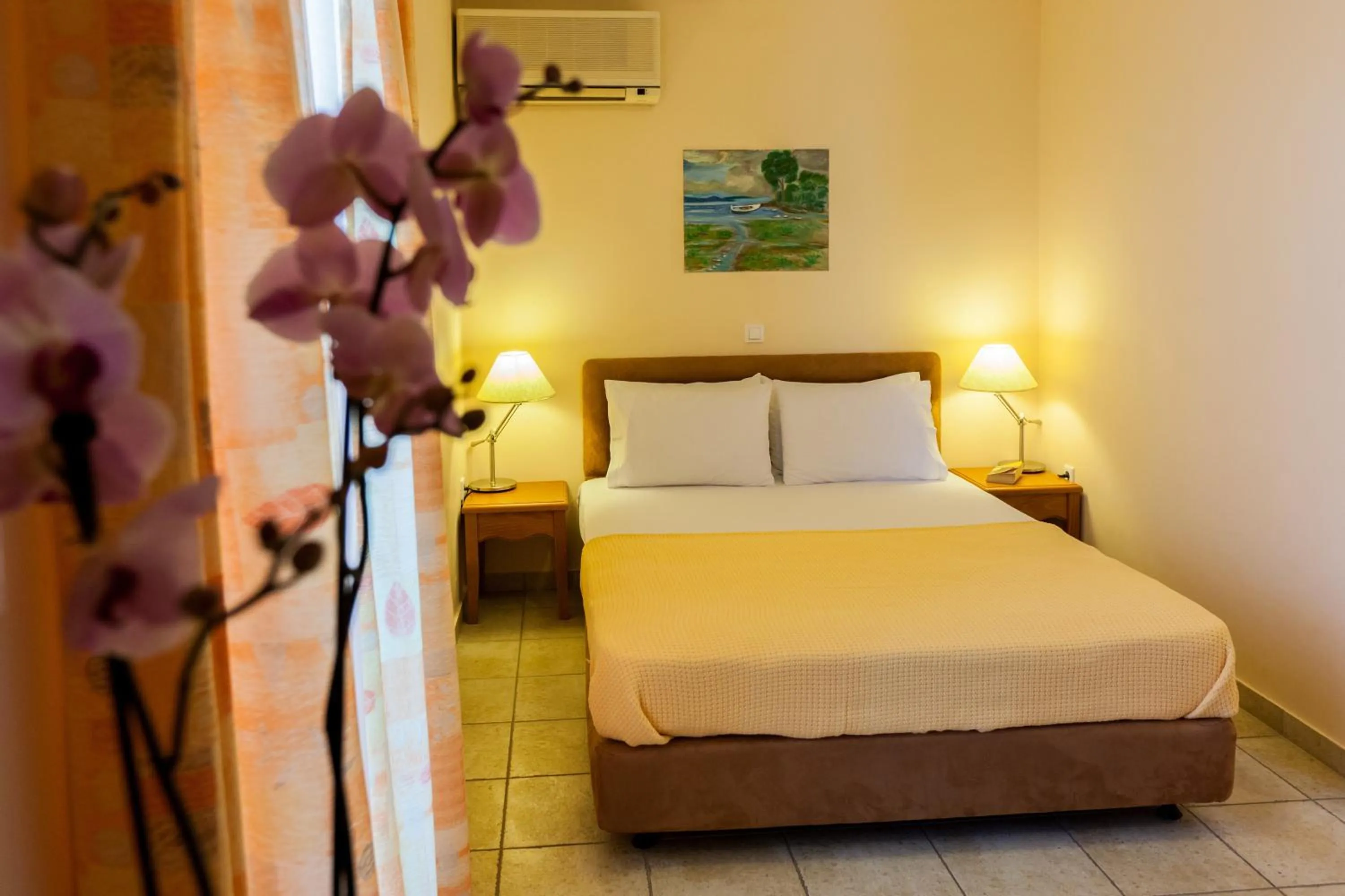 Bed in Pantheon City Hotel