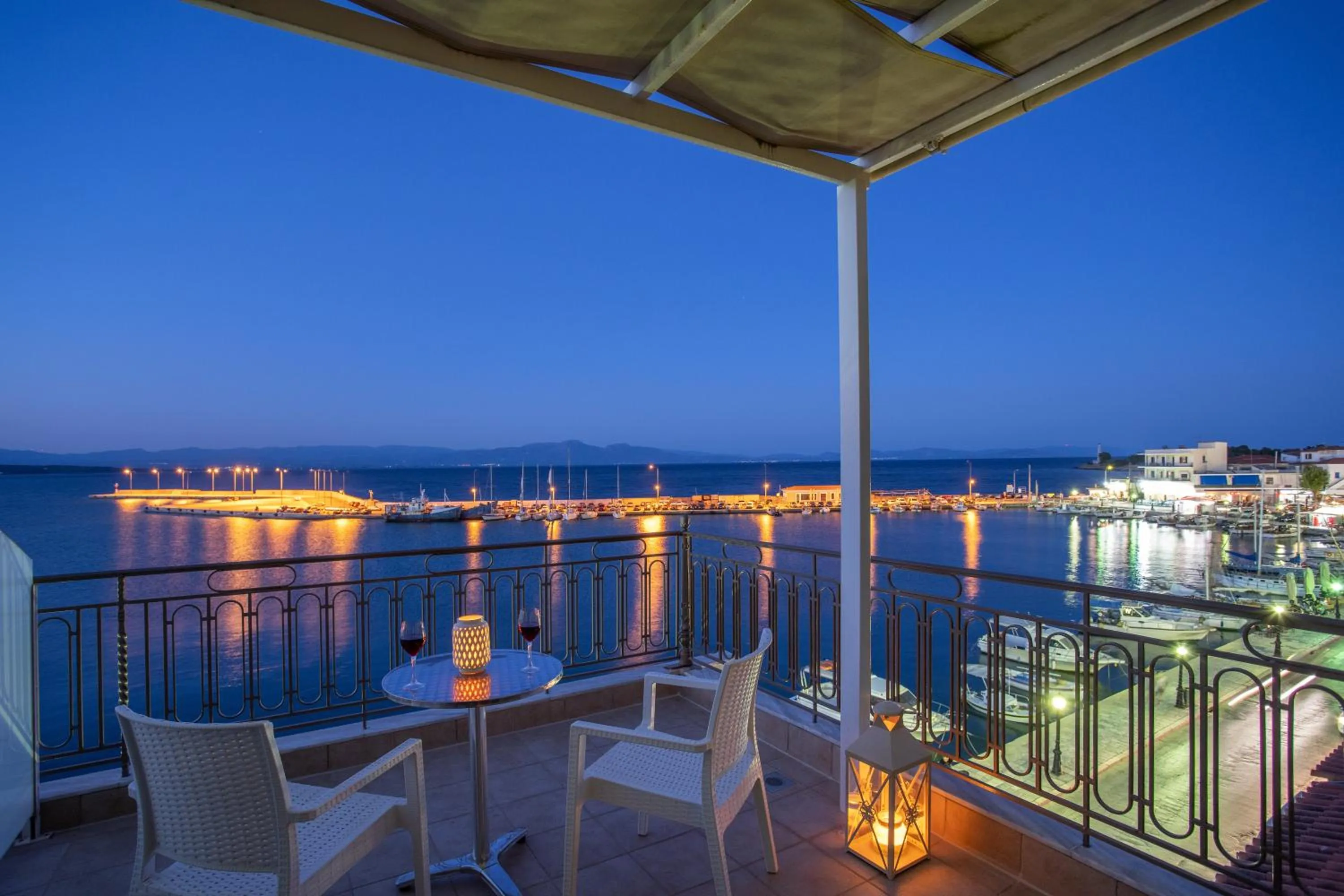 Balcony/Terrace in Pantheon City Hotel
