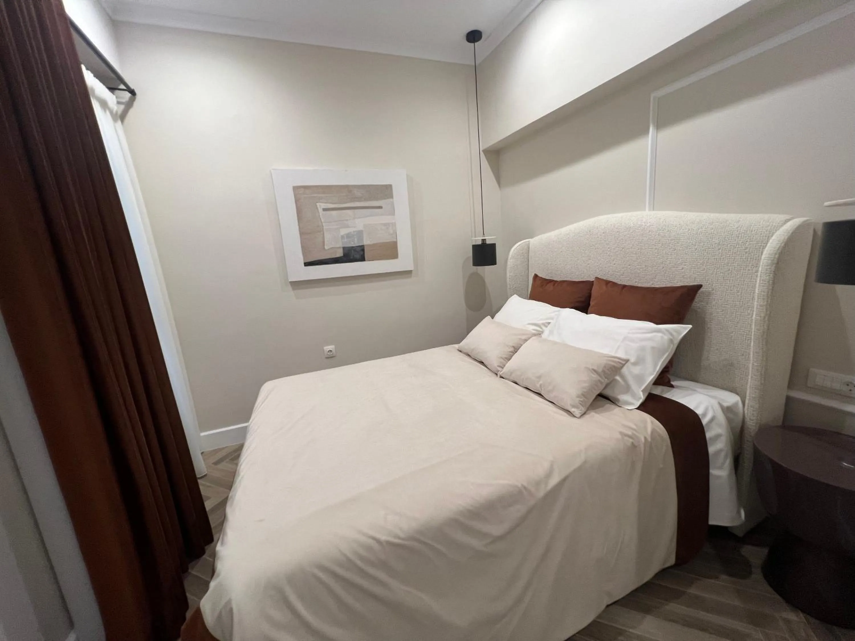 Bed in Pantheon City Hotel