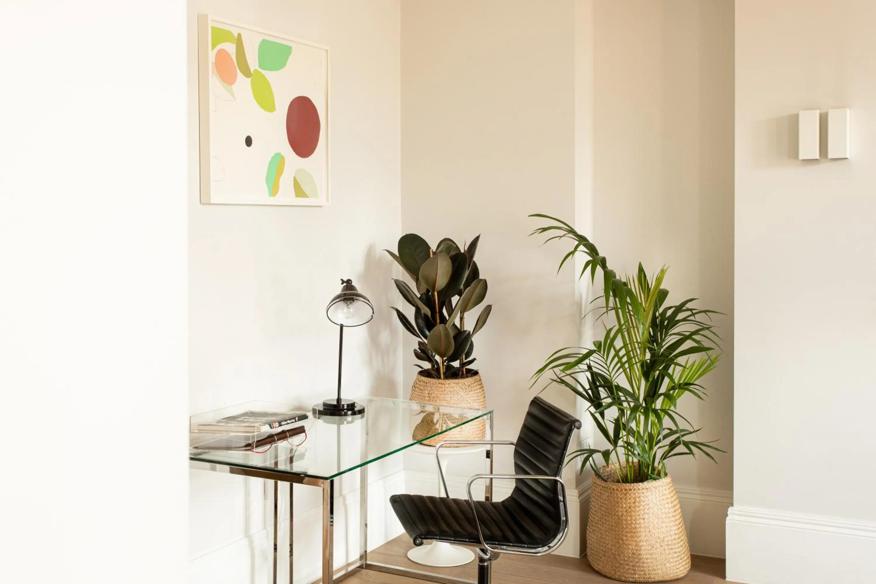 Seating area in 56 Welbeck Street