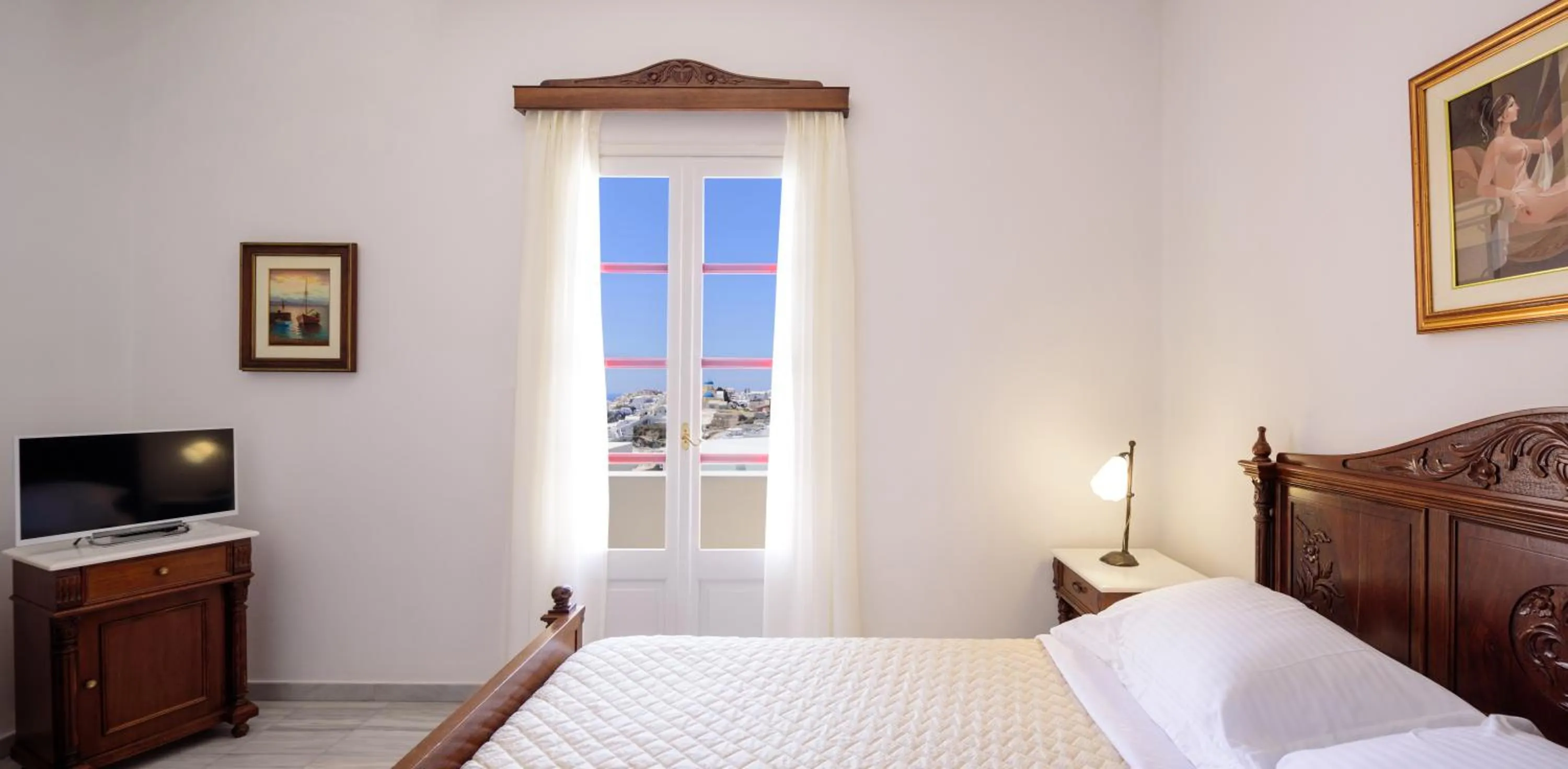 Bed in Nikos Villas