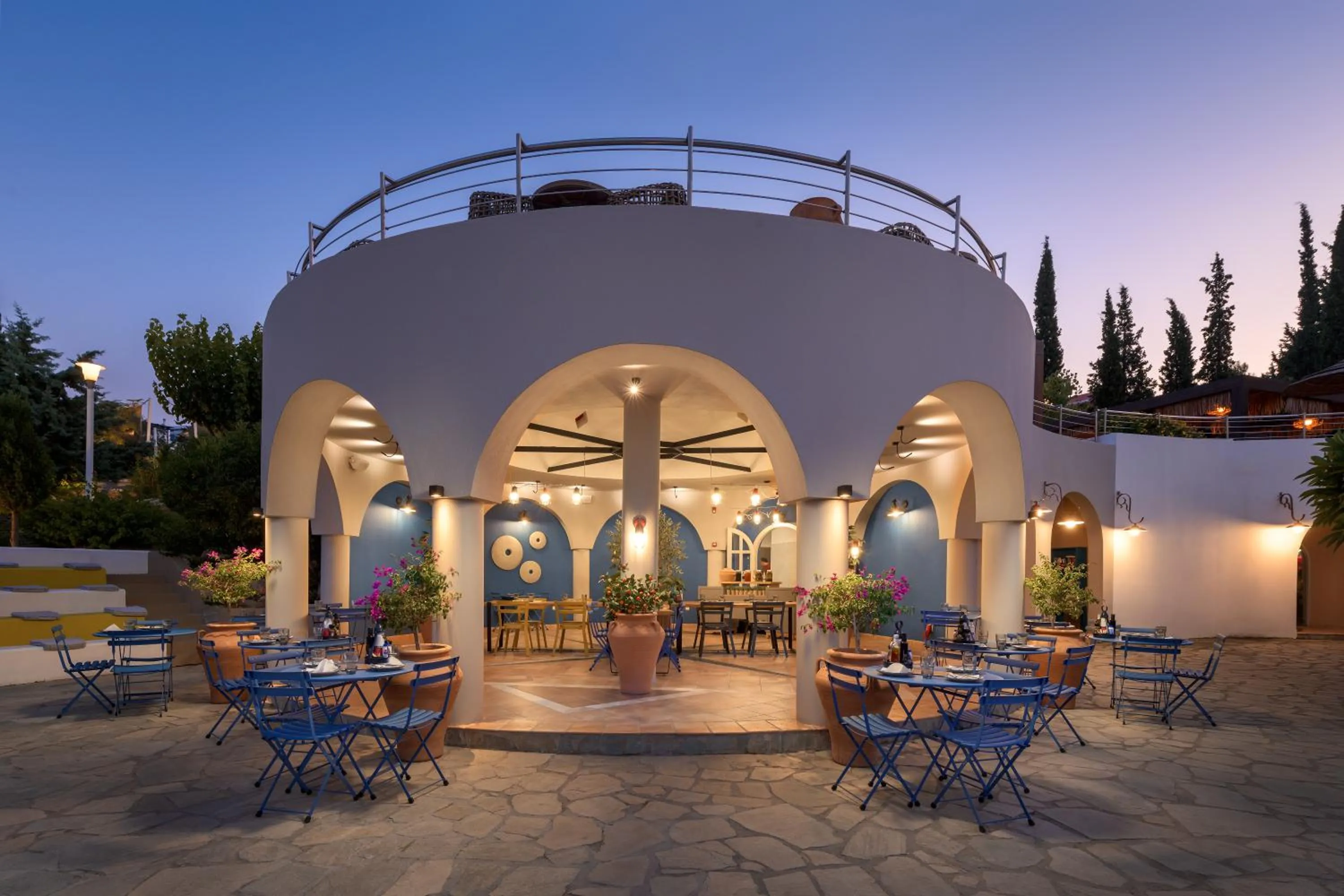 Restaurant/places to eat in Porto Angeli