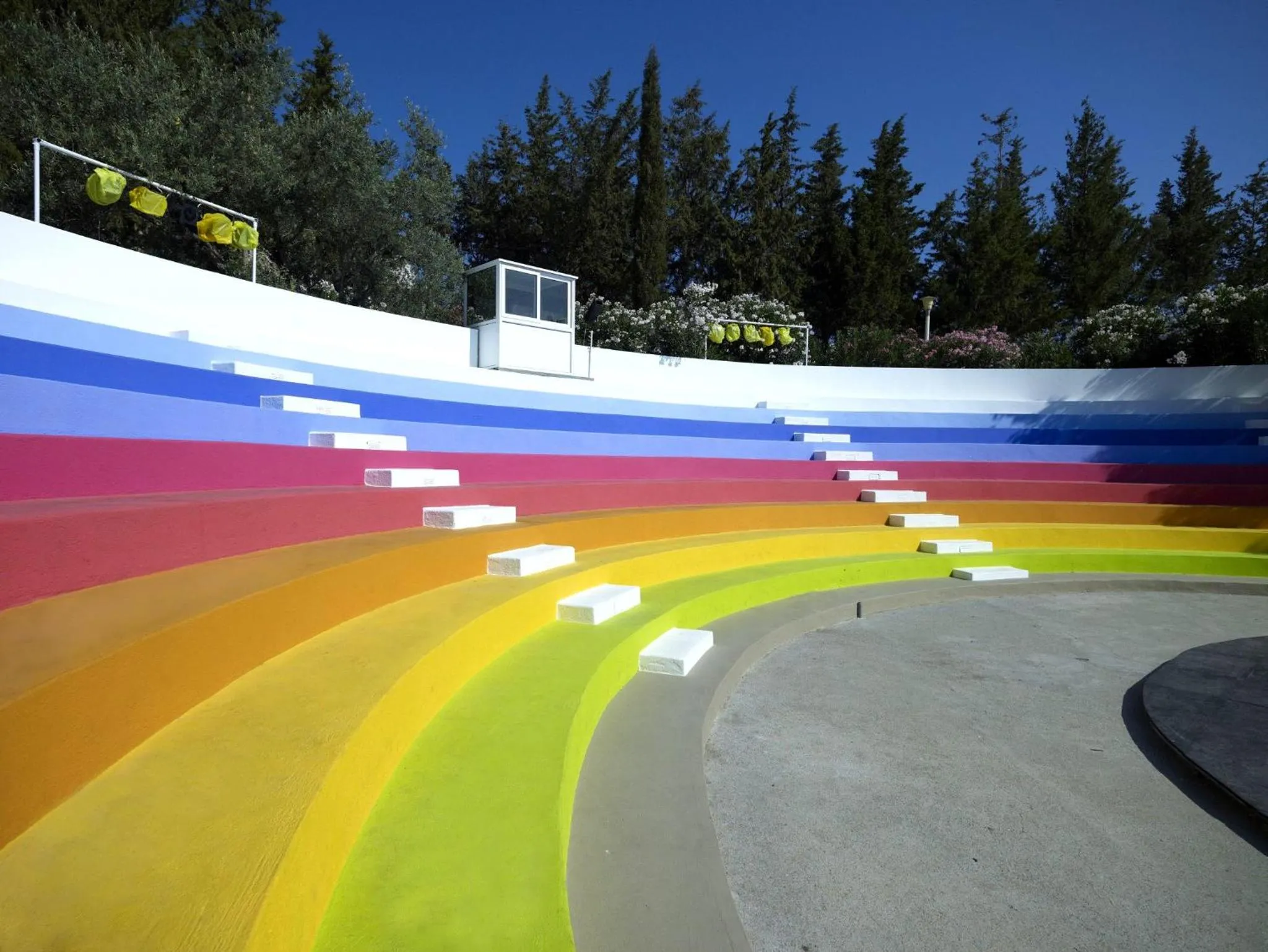 Decorative detail in Porto Angeli