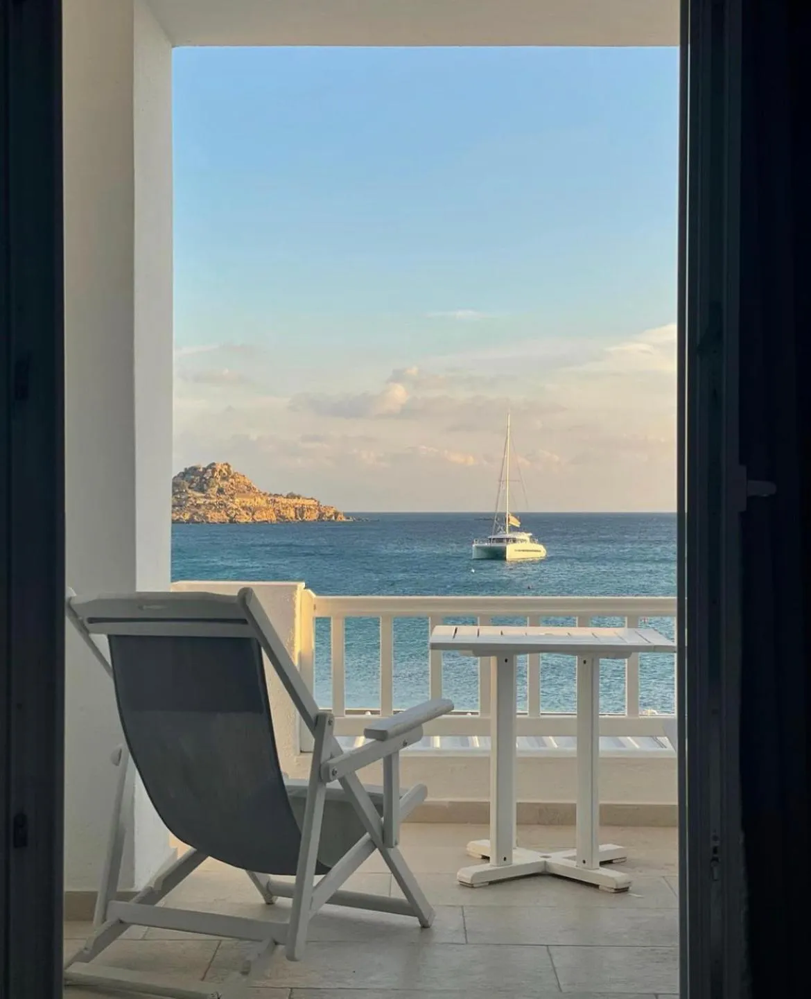 Deluxe Double Room with Sea View in Acrogiali Beachfront Hotel Mykonos