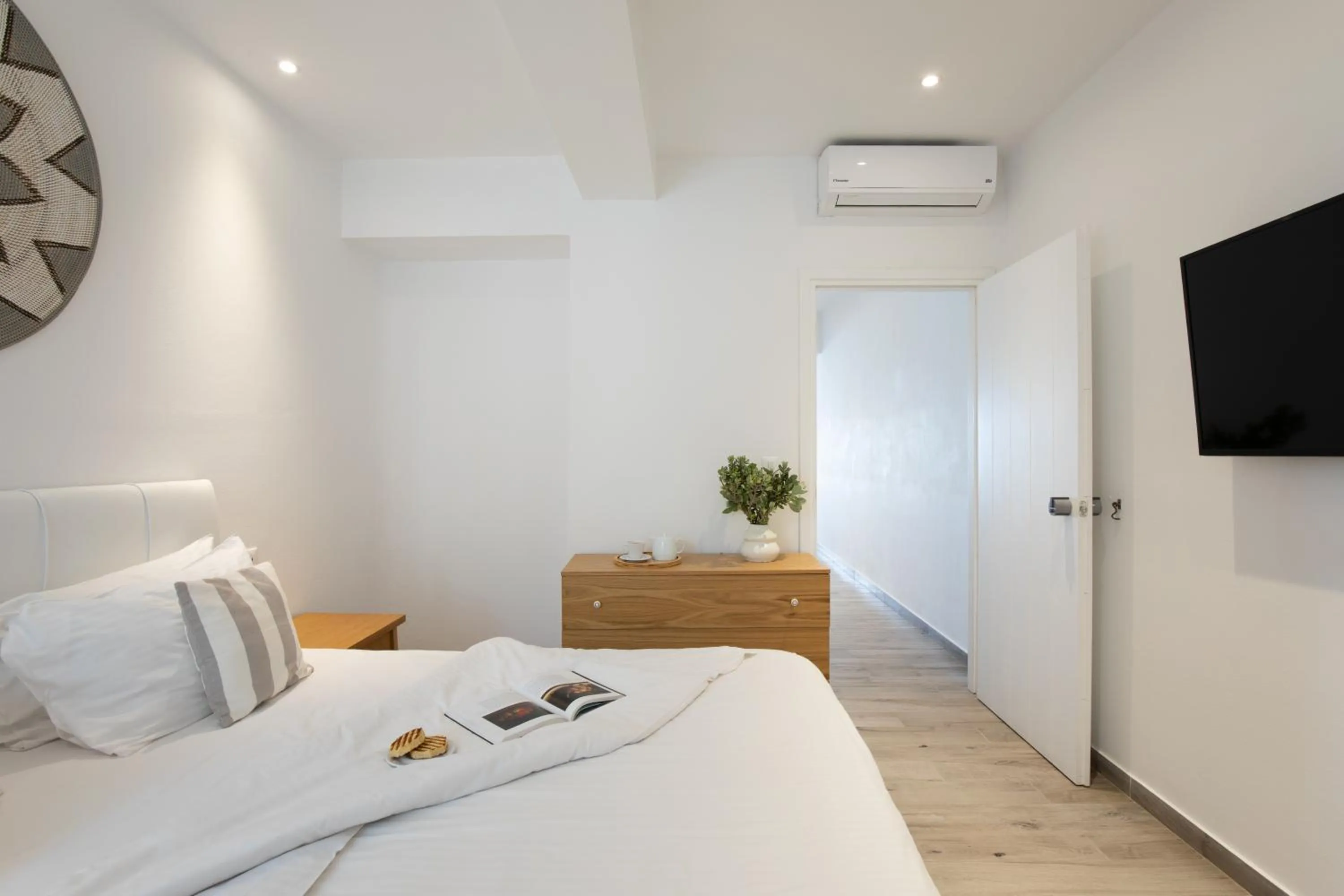 Bed in Acrogiali Beachfront Hotel Mykonos