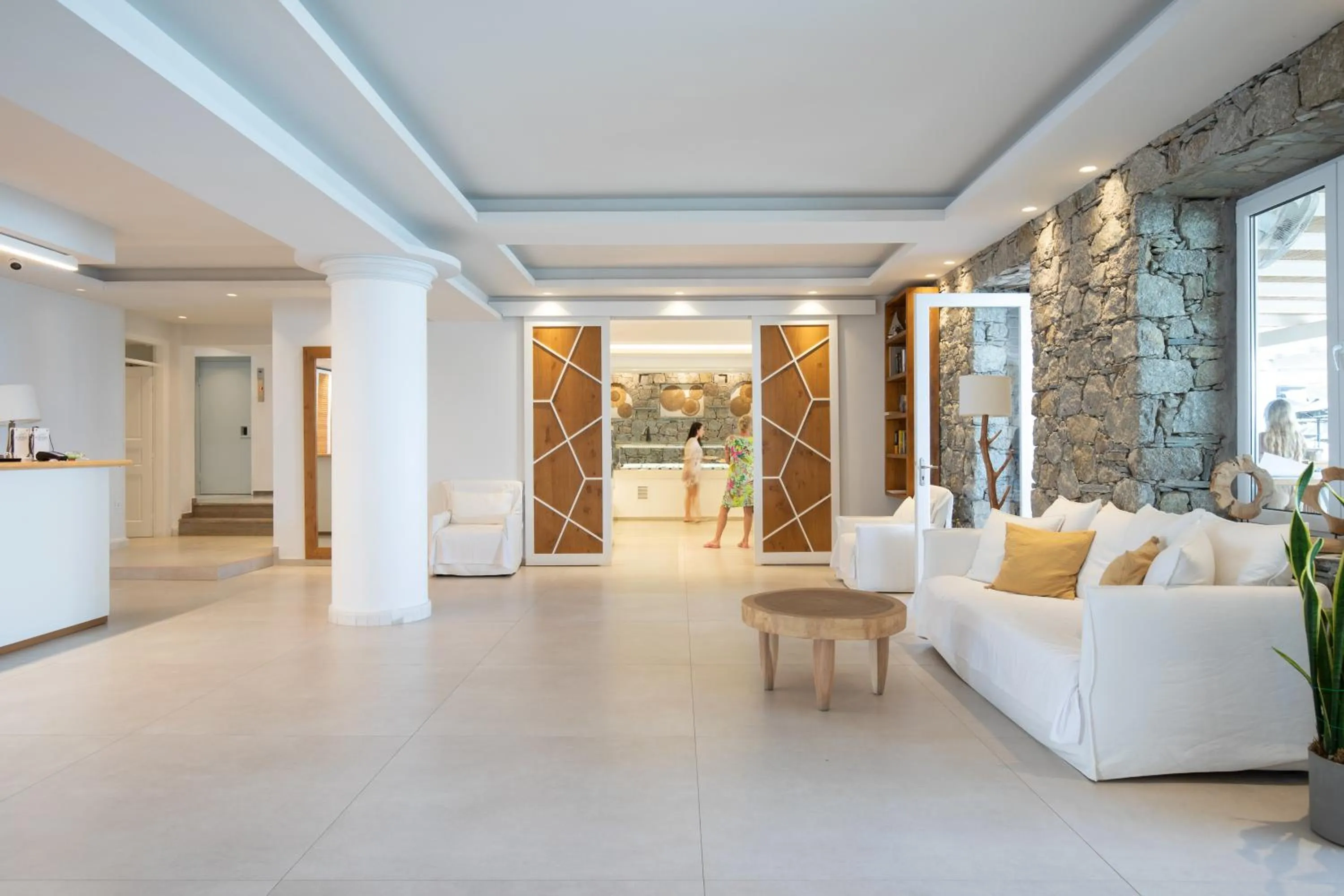 Lobby or reception in Acrogiali Beachfront Hotel Mykonos