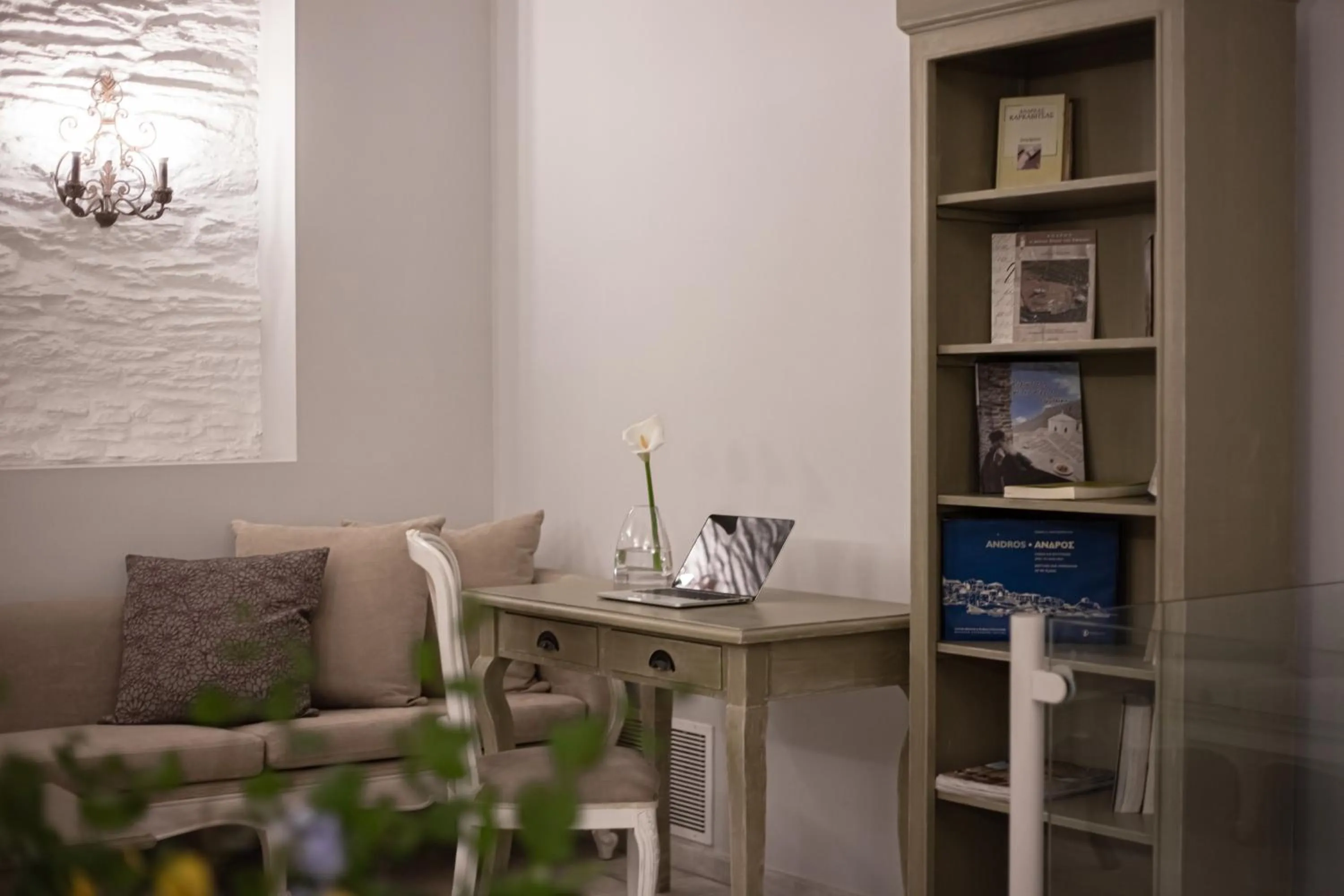 Seating area in Micra Anglia Boutique Hotel & Spa