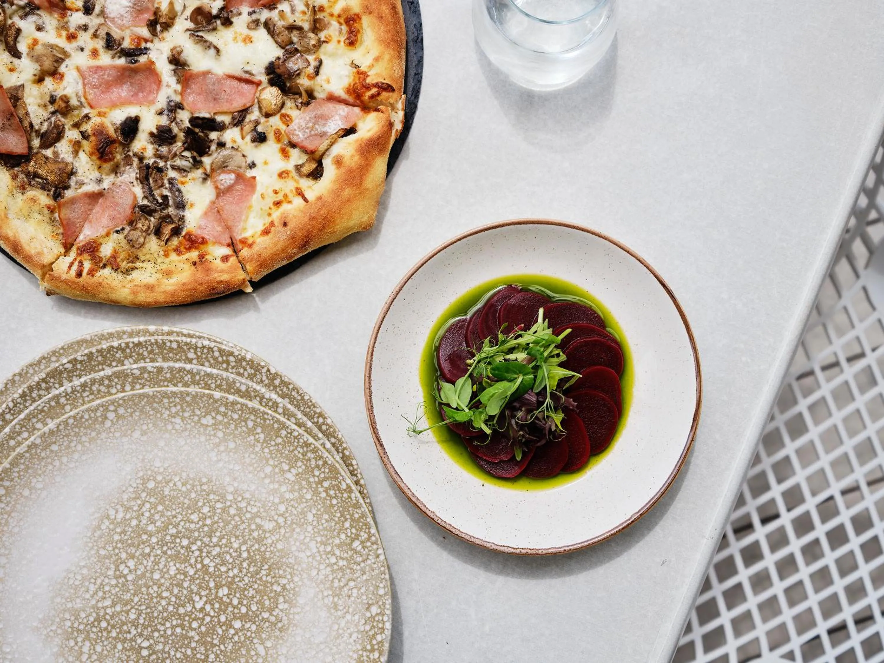 Food and drinks in Aeolos Beach Resort