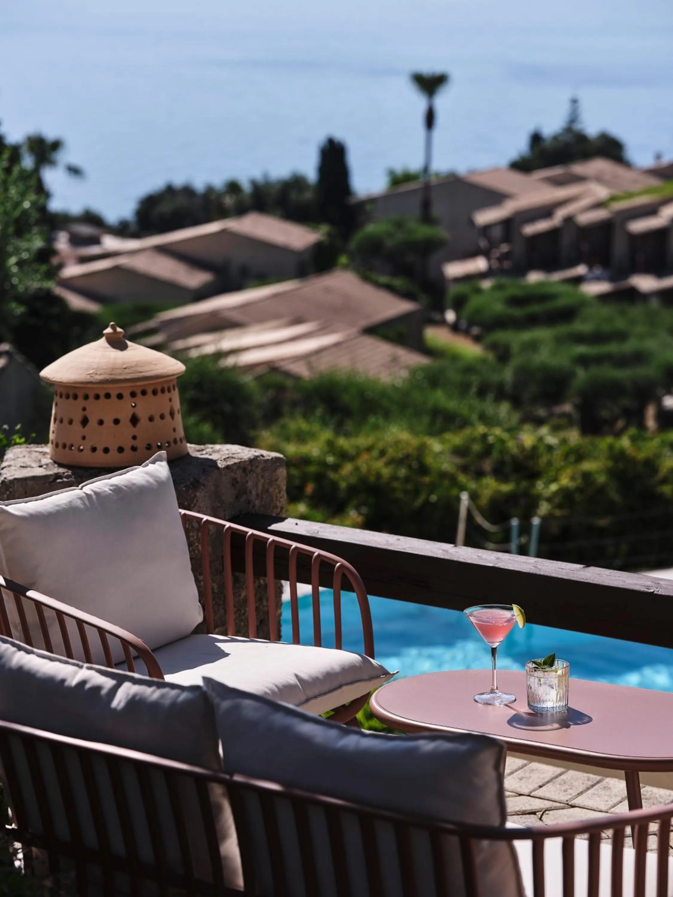 Lounge or bar in Aeolos Beach Resort