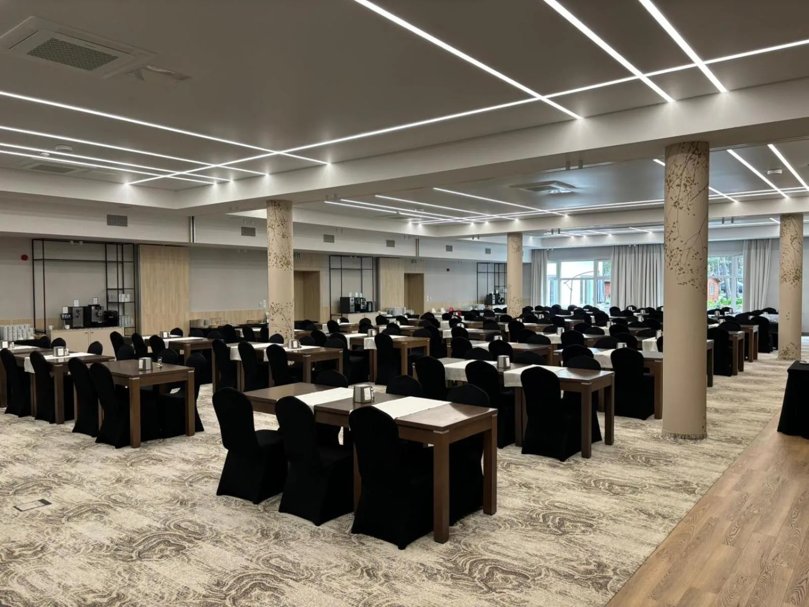 Restaurant/places to eat in Hotel Jantar Wellness & Spa