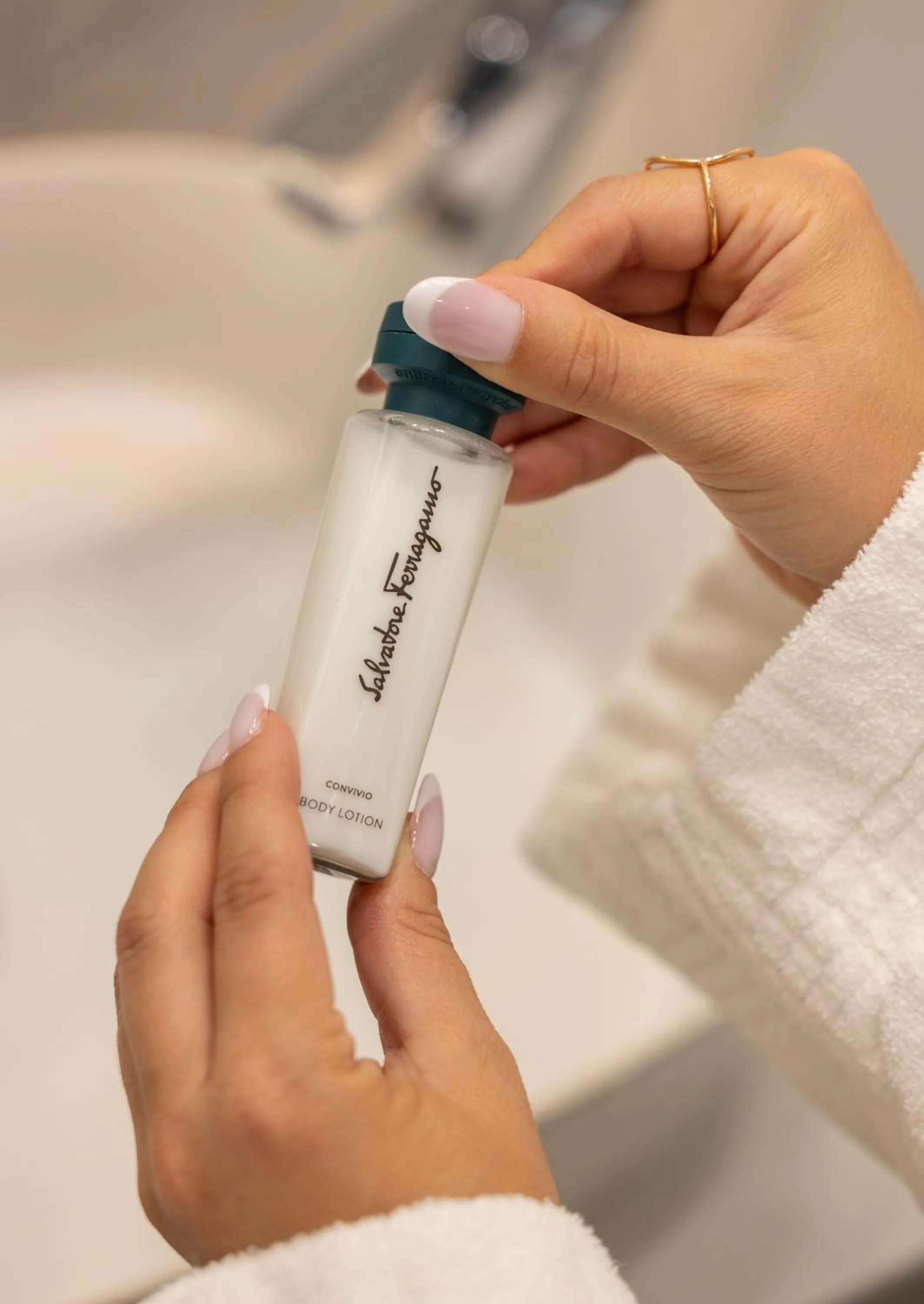 Bathroom in Ilisia Hotel Athens