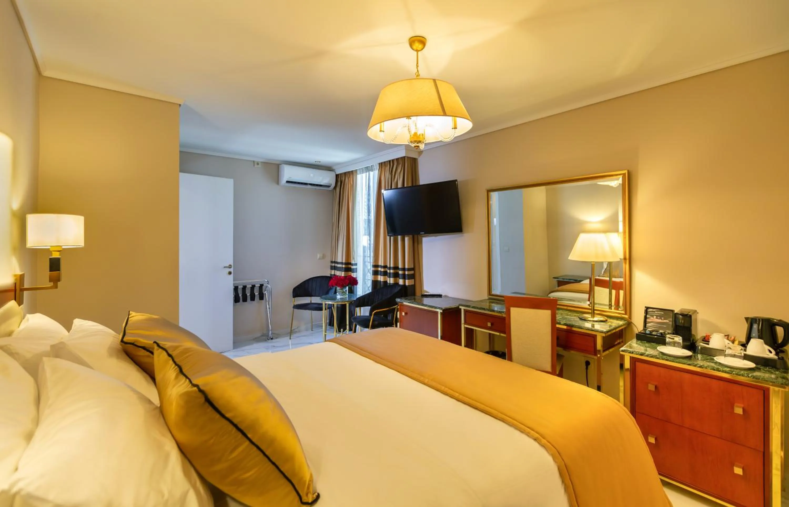 Bedroom, Bed in Ilisia Hotel Athens