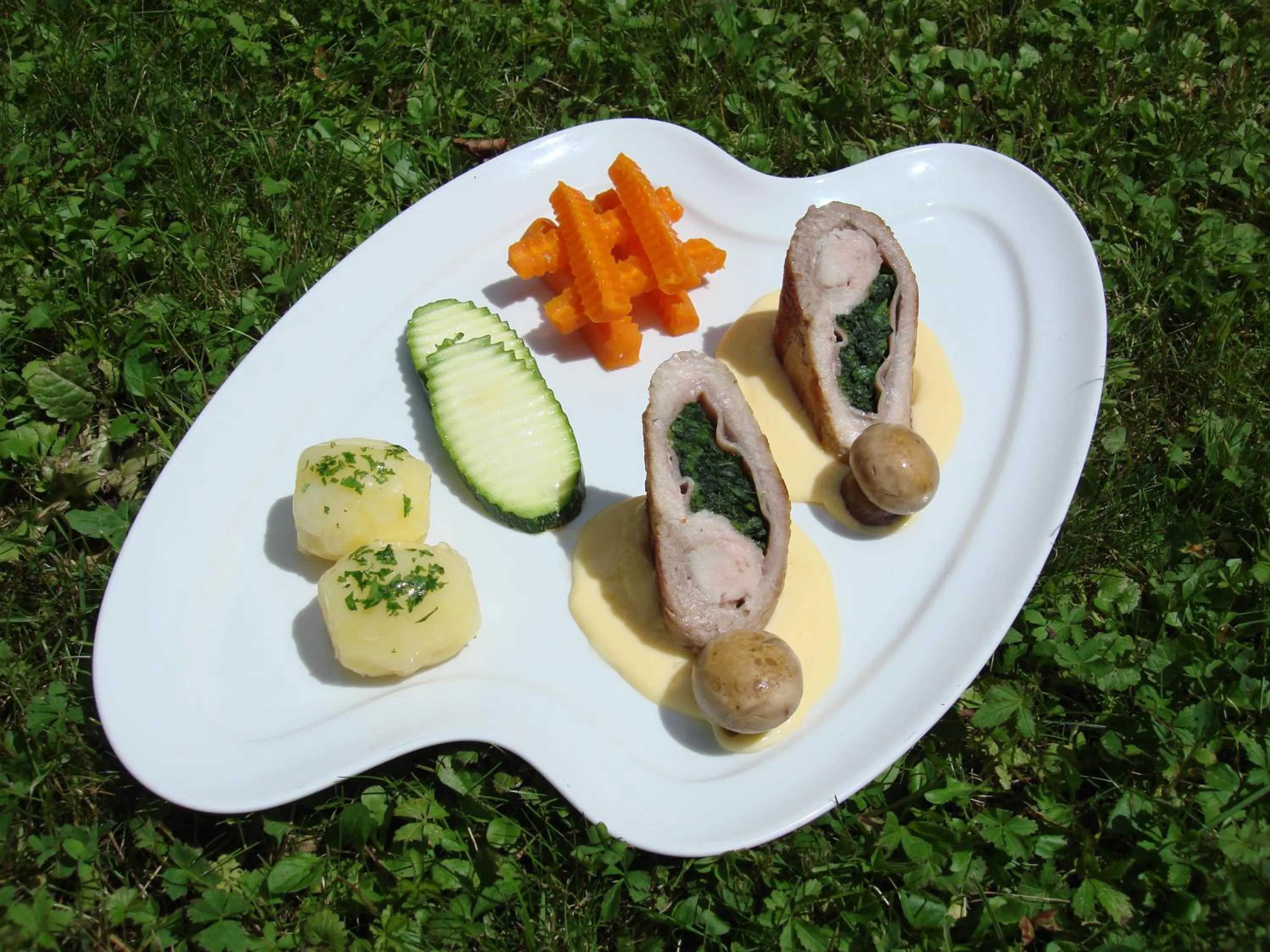 Restaurant/places to eat in Hotel Paradiesquelle