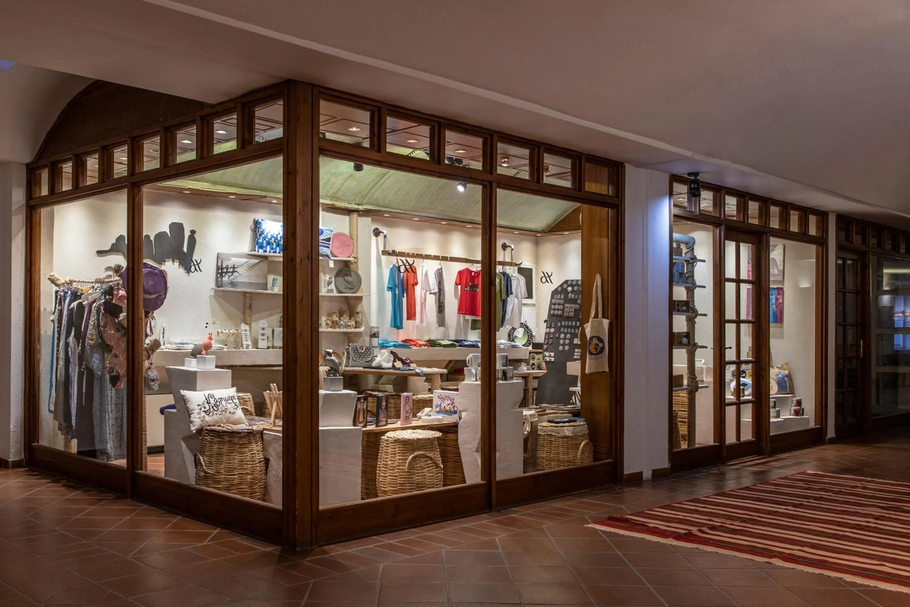 Shopping Area in Amalia Hotel Meteora