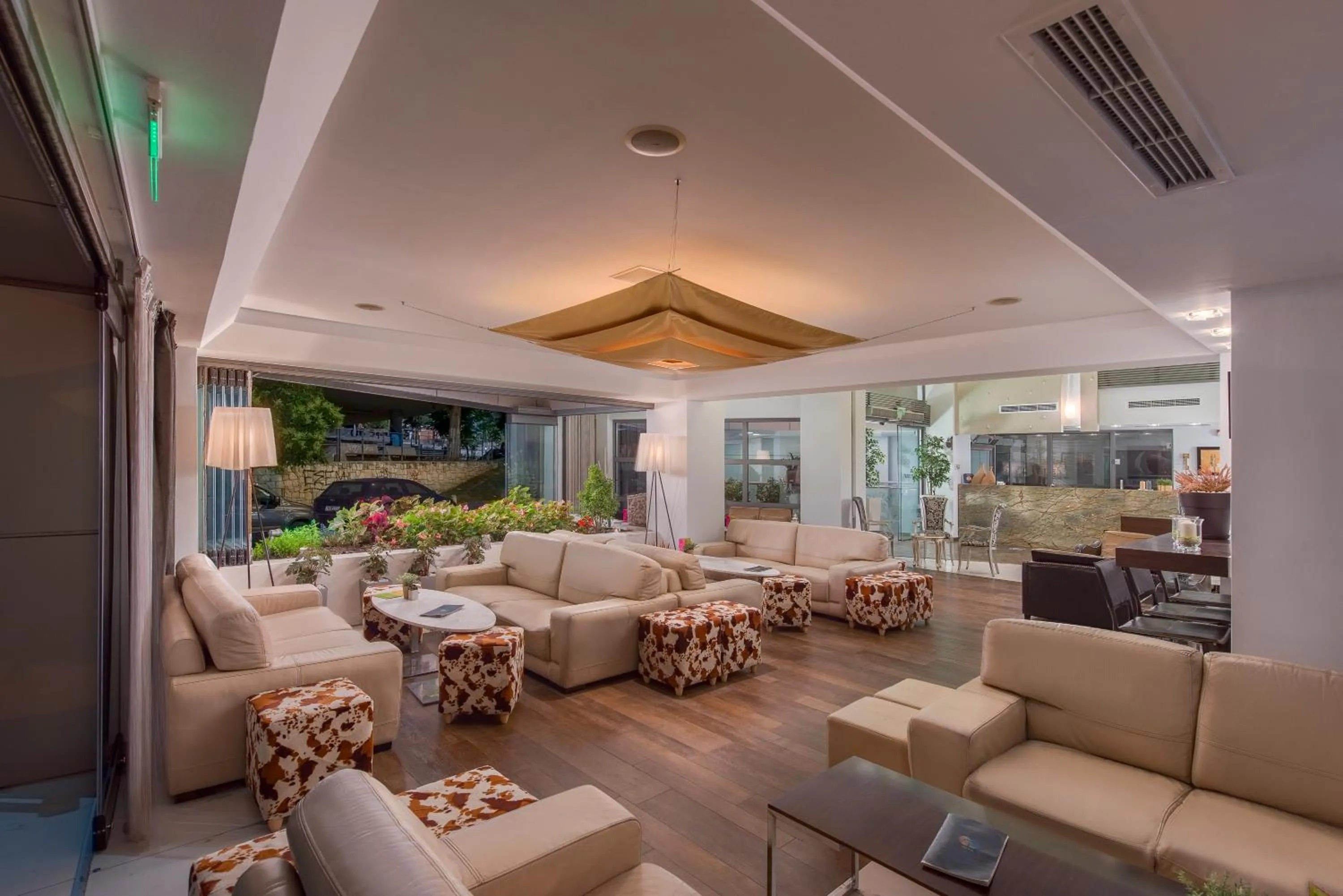 Lobby or reception in Habitat Hotel