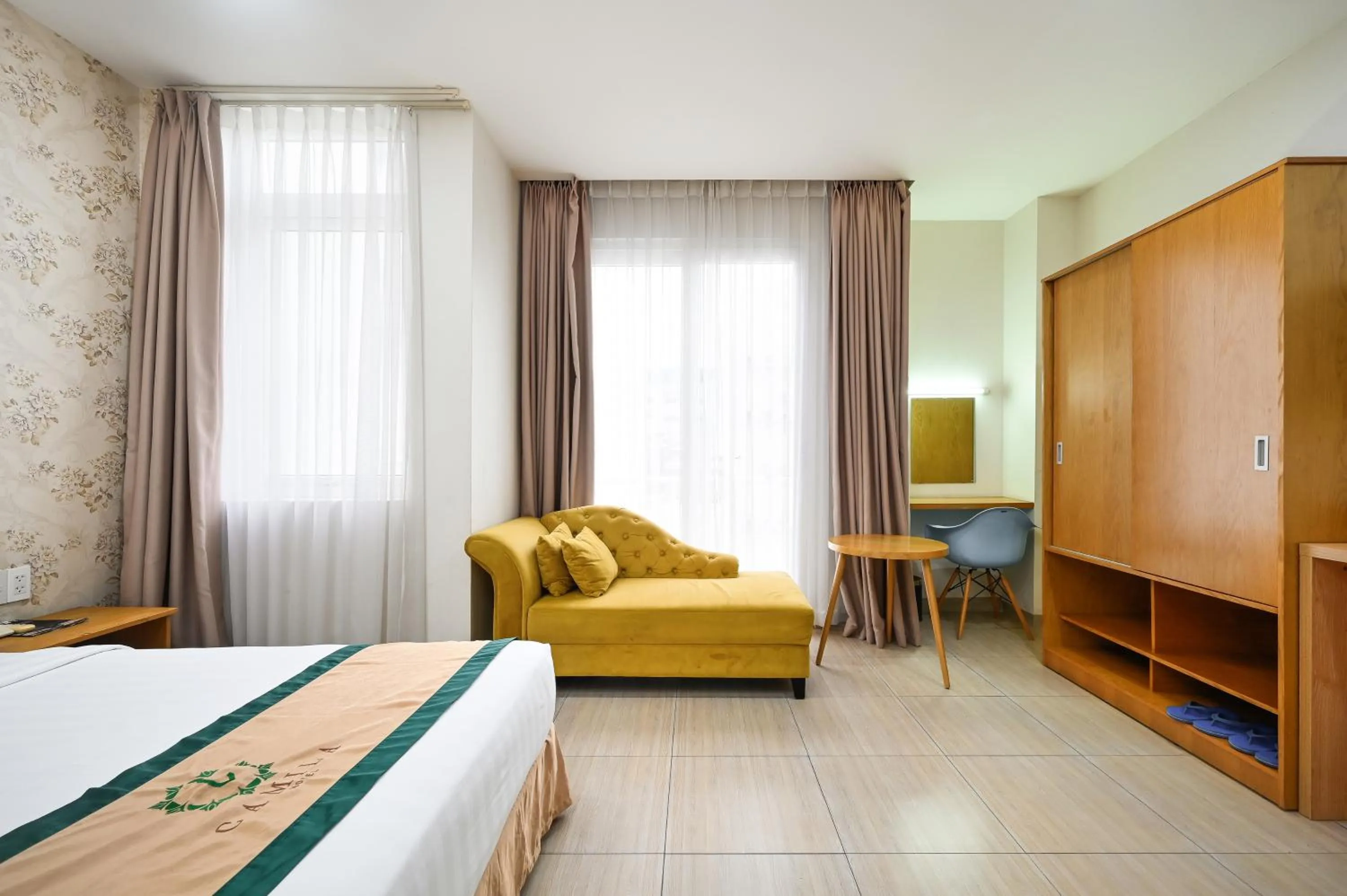 Bed in Camila Airport Hotel