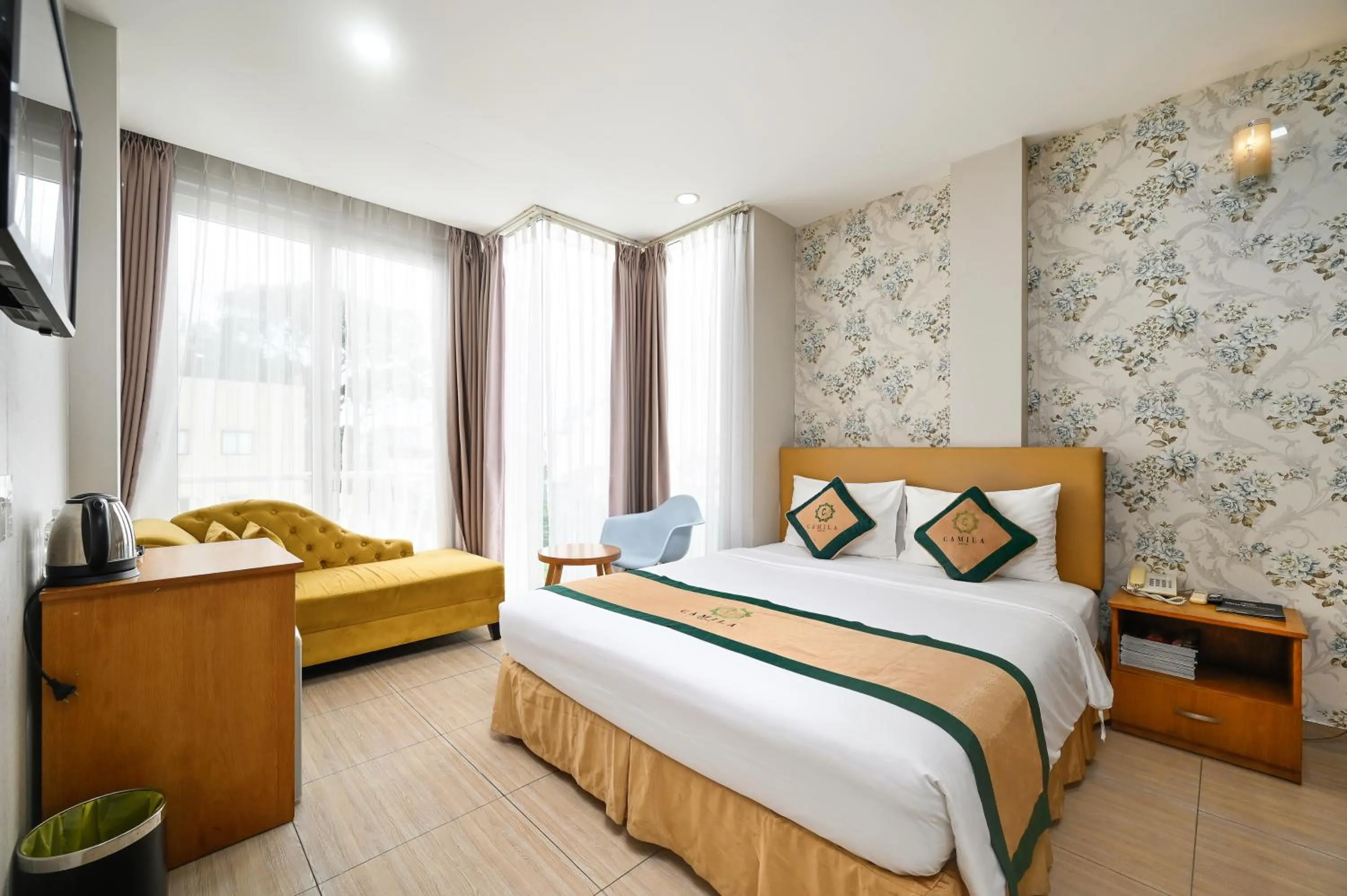 Photo of the whole room, Bed in Camila Airport Hotel