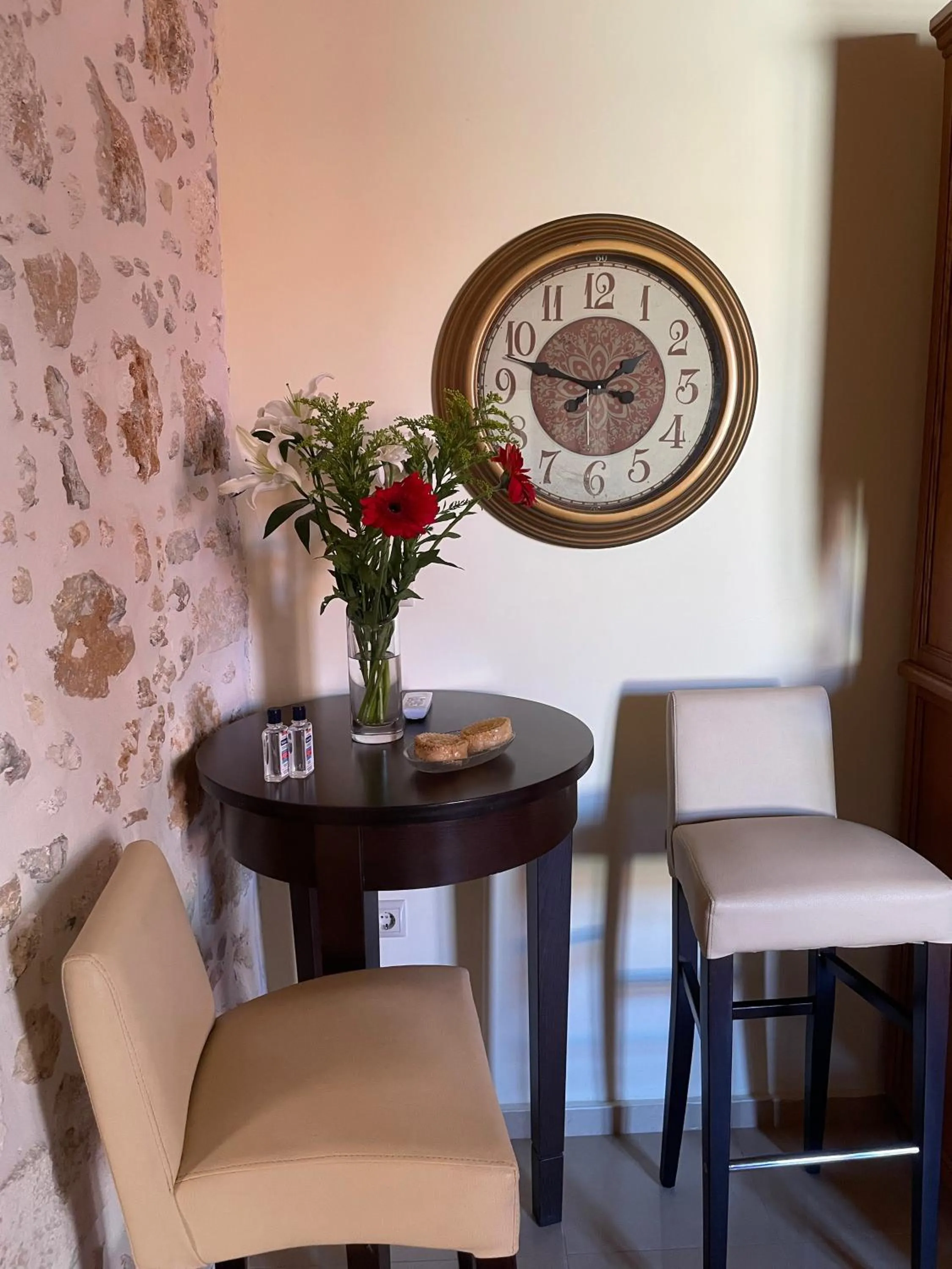 Seating area in Casa Moazzo Suites and Apartments