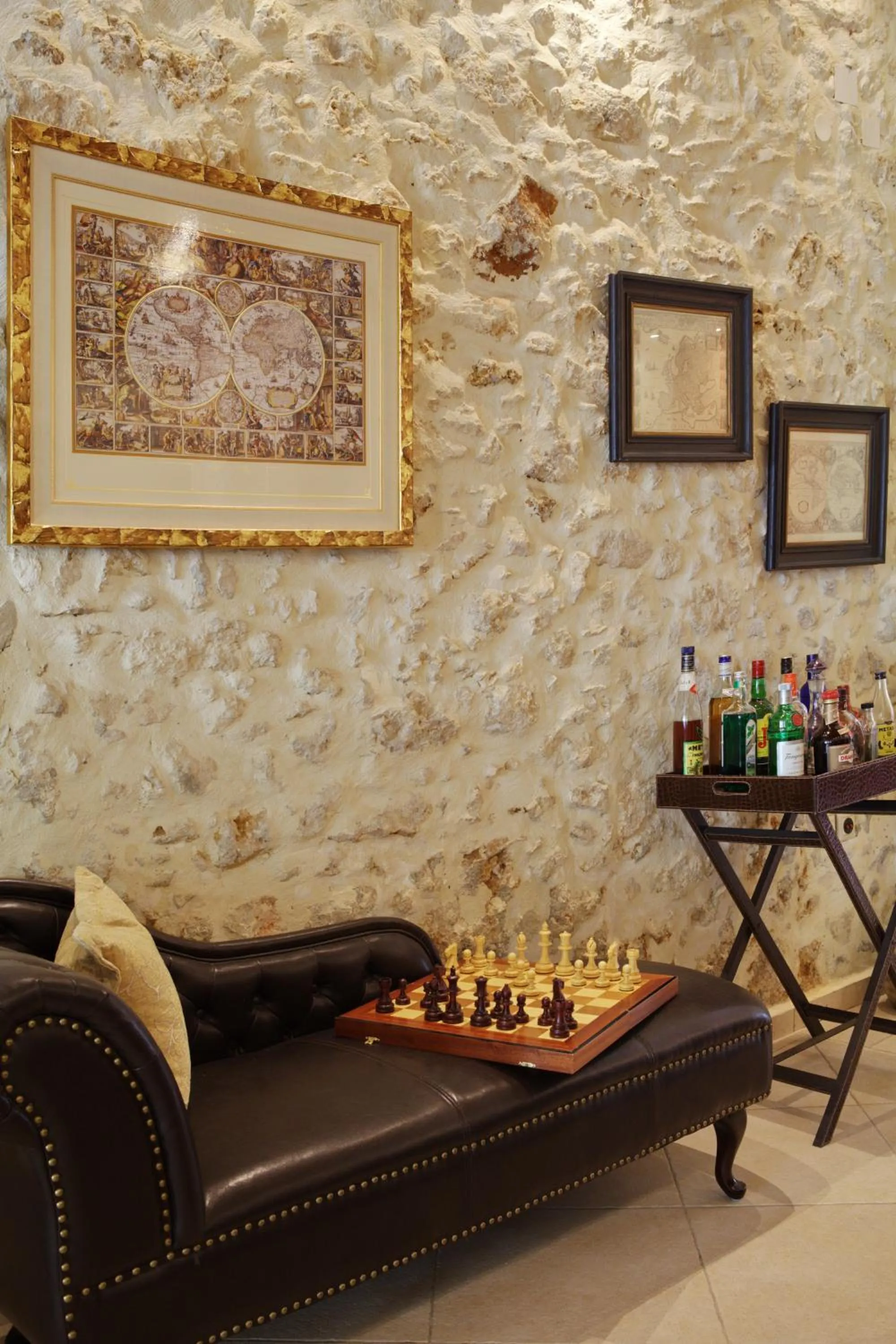 Drinks in Casa Moazzo Suites and Apartments