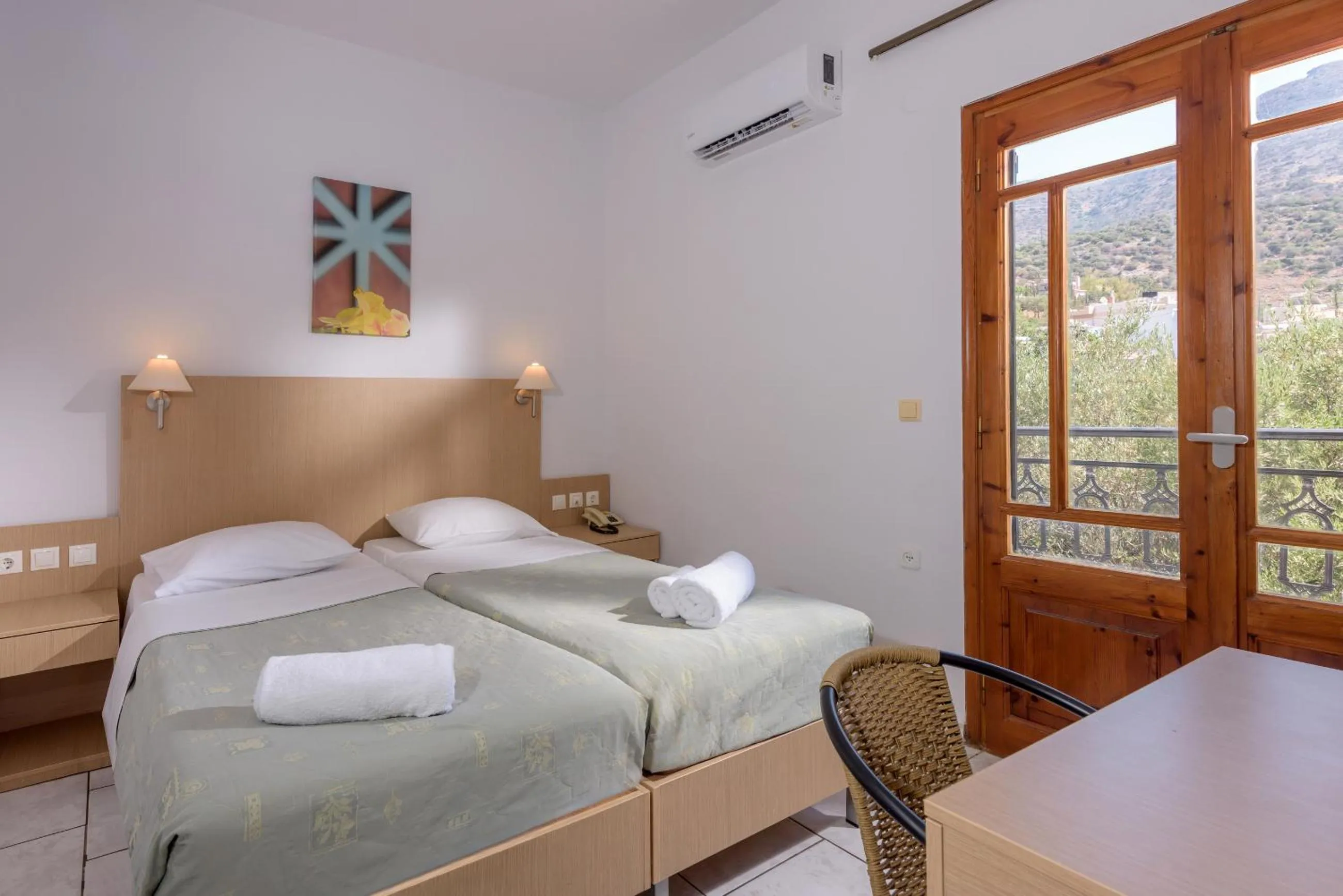 Bed in Eurohotel Katrin Hotel & Bungalows