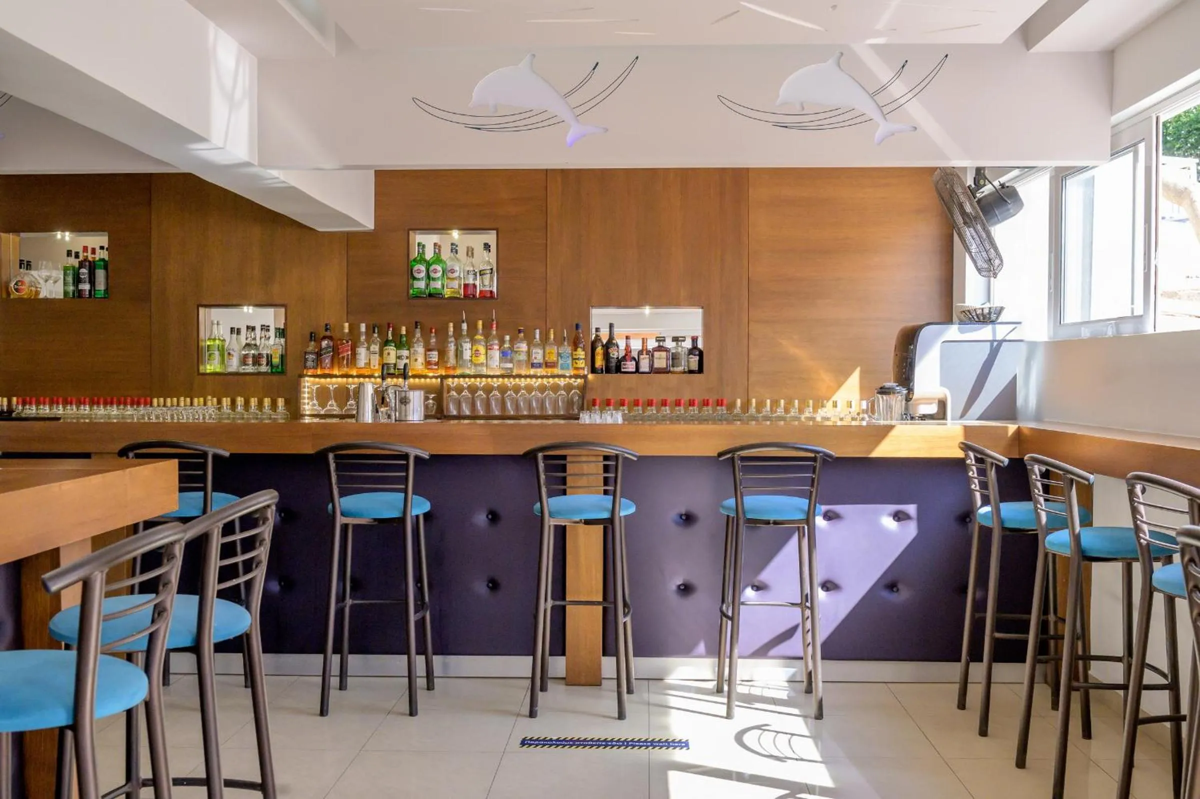 Lounge or bar in Eurohotel Katrin Hotel & Bungalows