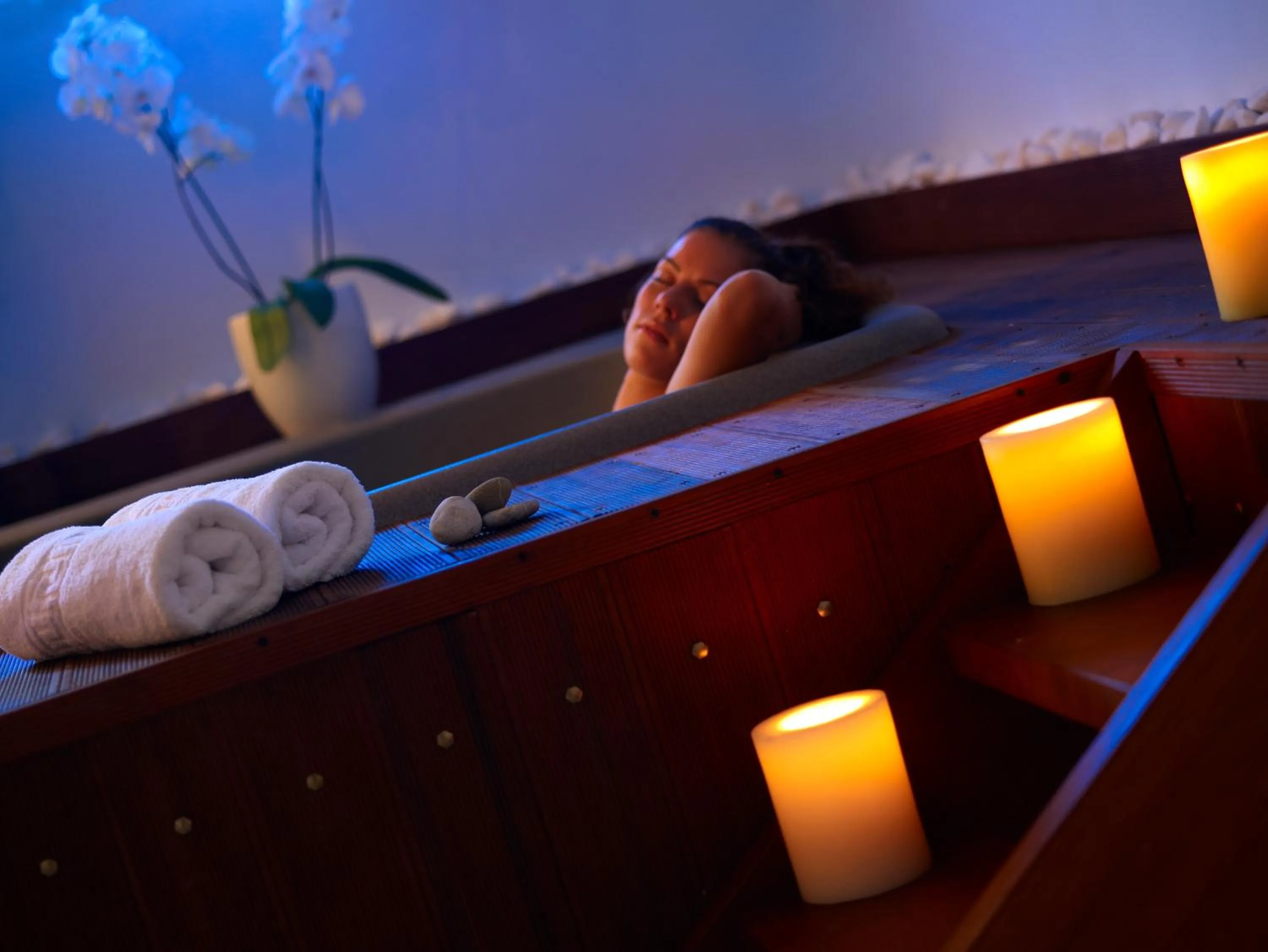 Hot Tub in Eurohotel Katrin Hotel & Bungalows