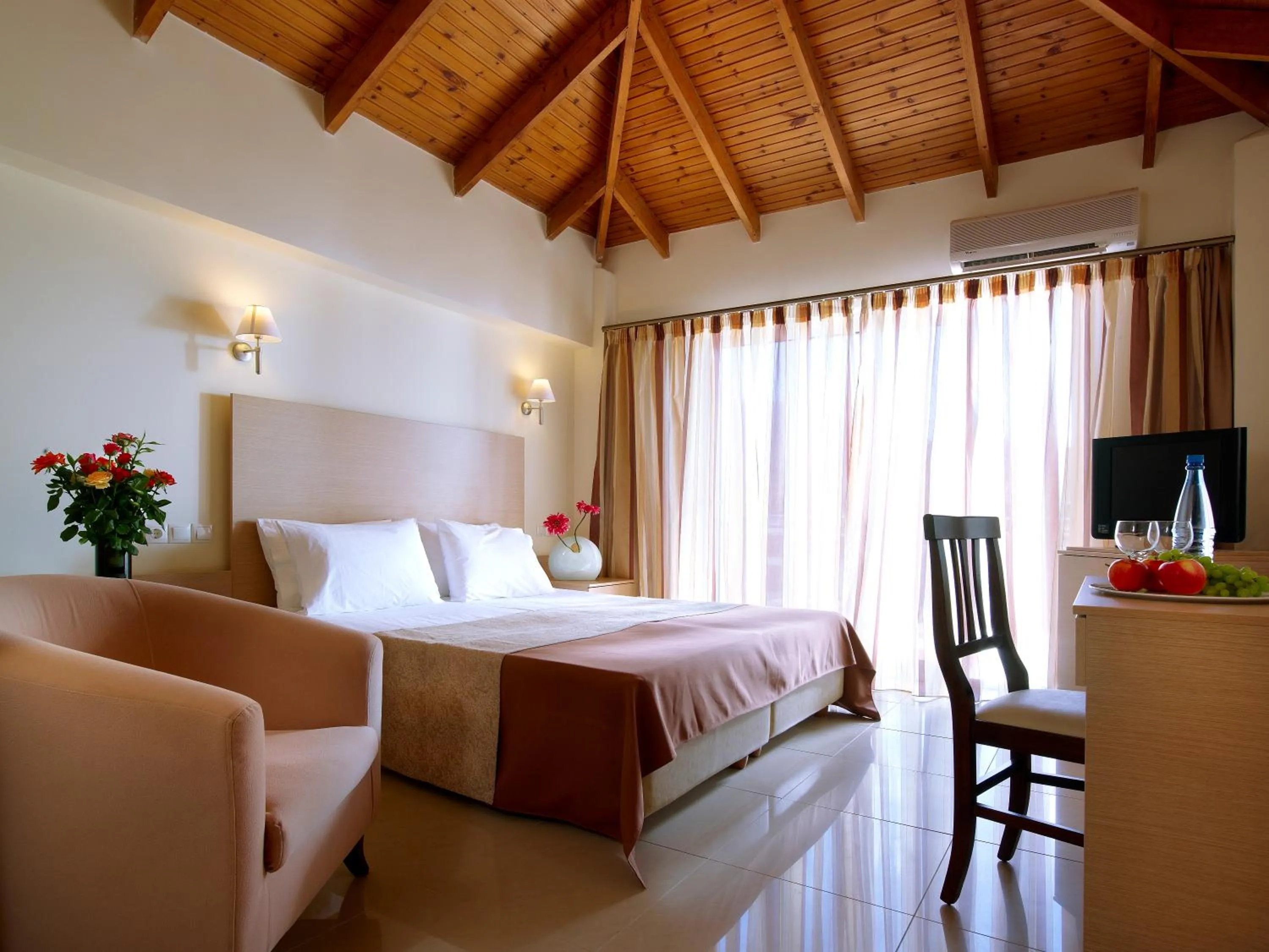 Photo of the whole room, Bed in Eurohotel Katrin Hotel & Bungalows