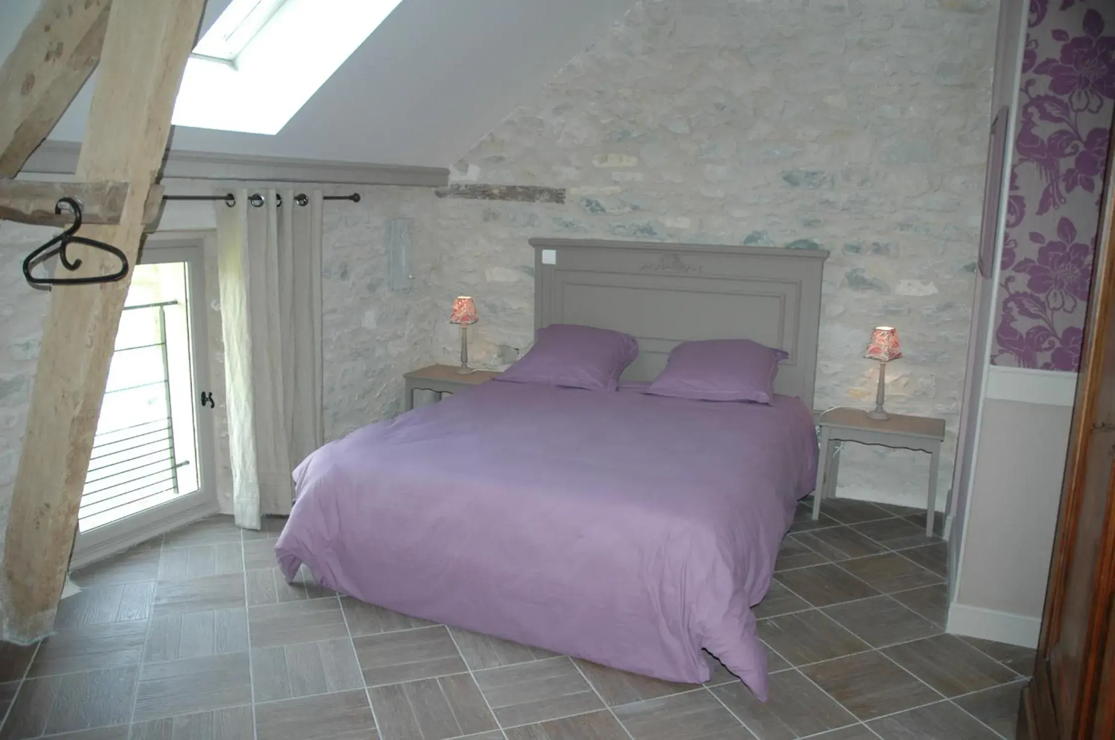 Double Room with Private Bathroom in Chambre d'hôtes Au Picatal Double Room with Private Bathroom in Chambre d'hôtes Au Picatal