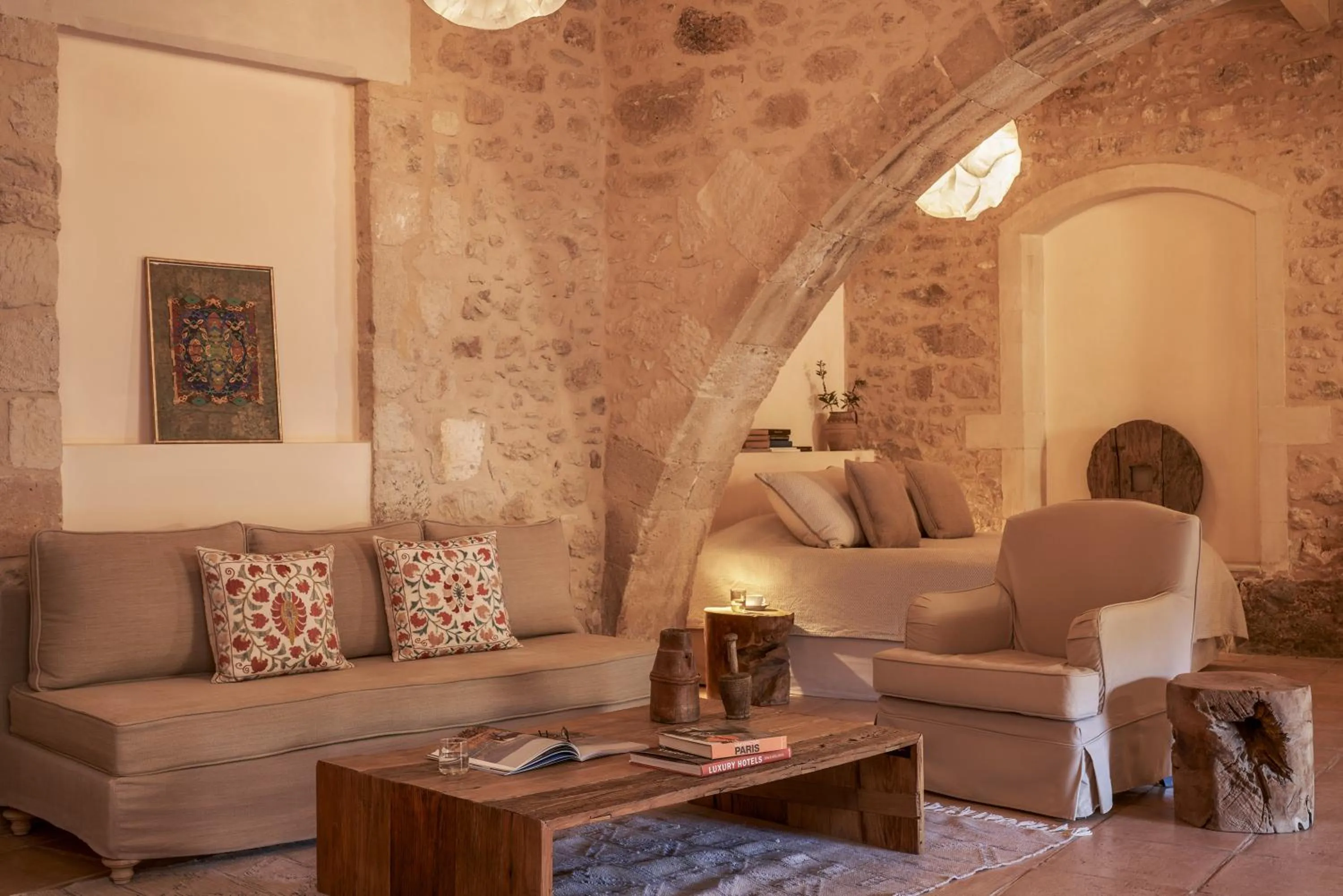 Living room in Kapsaliana Village Hotel