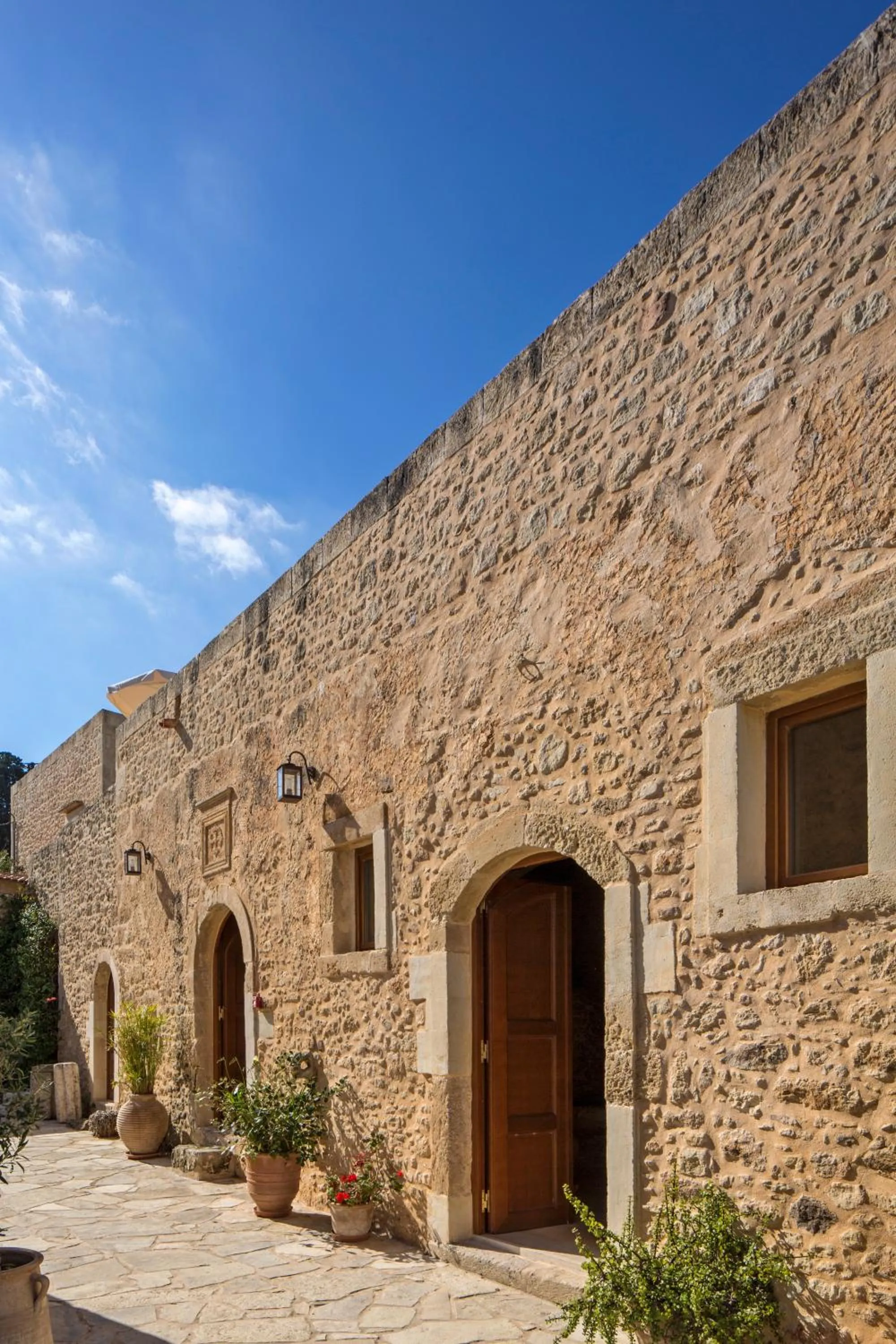 Facade/entrance in Kapsaliana Village Hotel