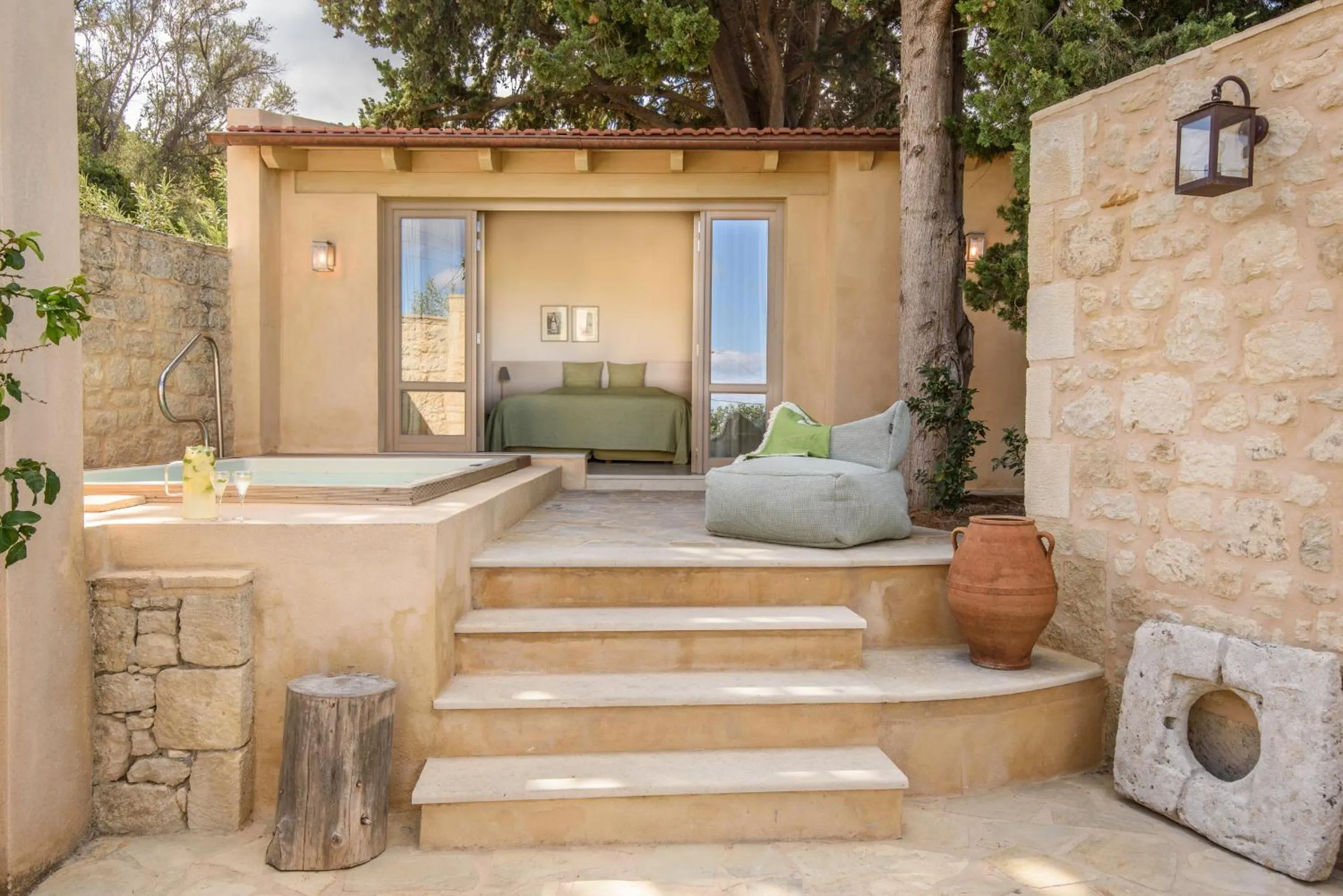 Patio in Kapsaliana Village Hotel