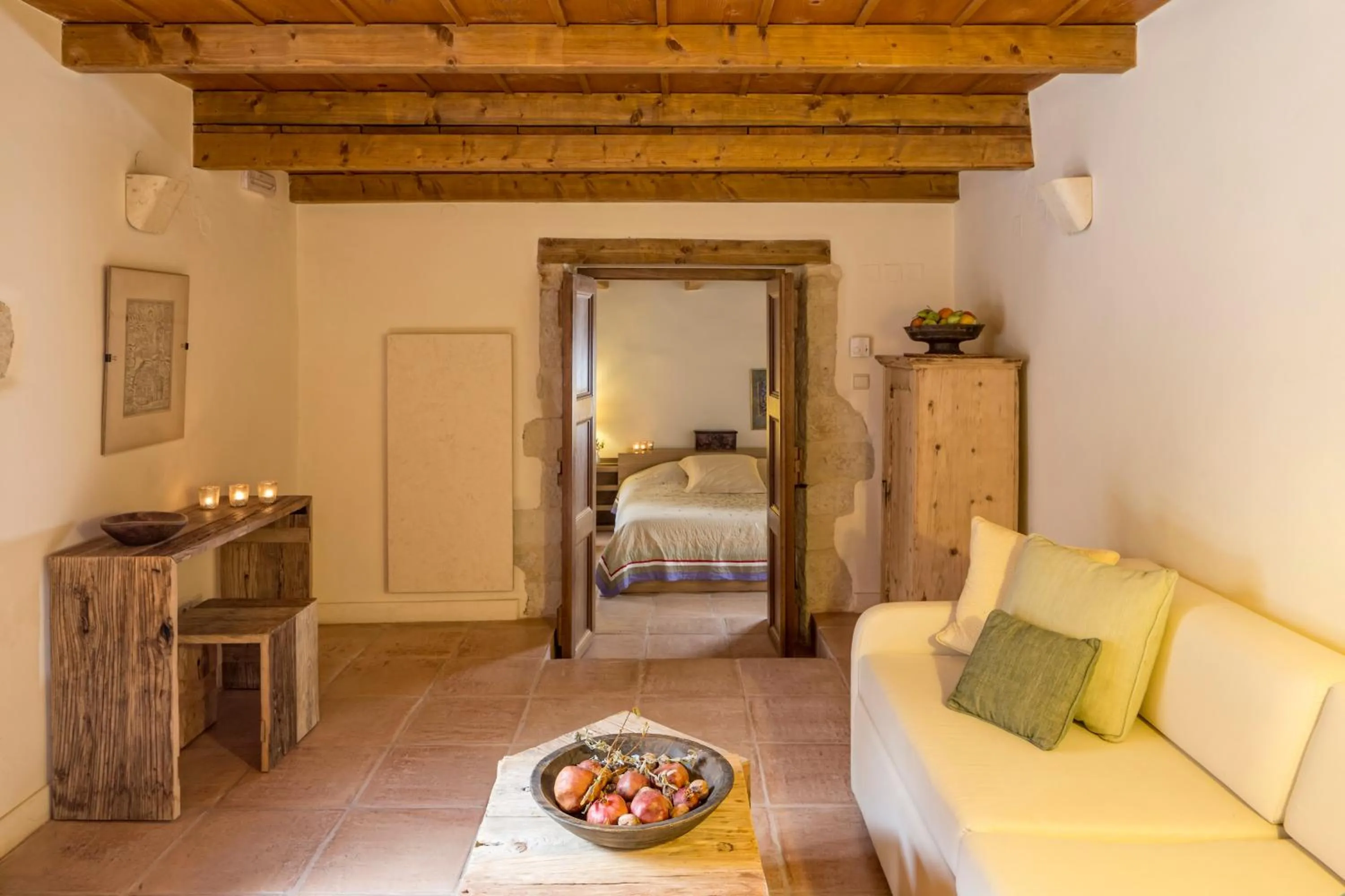 Living room in Kapsaliana Village Hotel