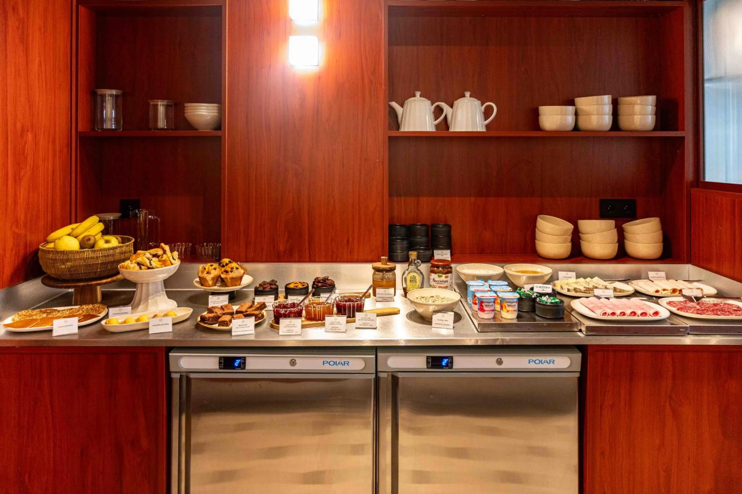 Breakfast in Hôtel Marguerite