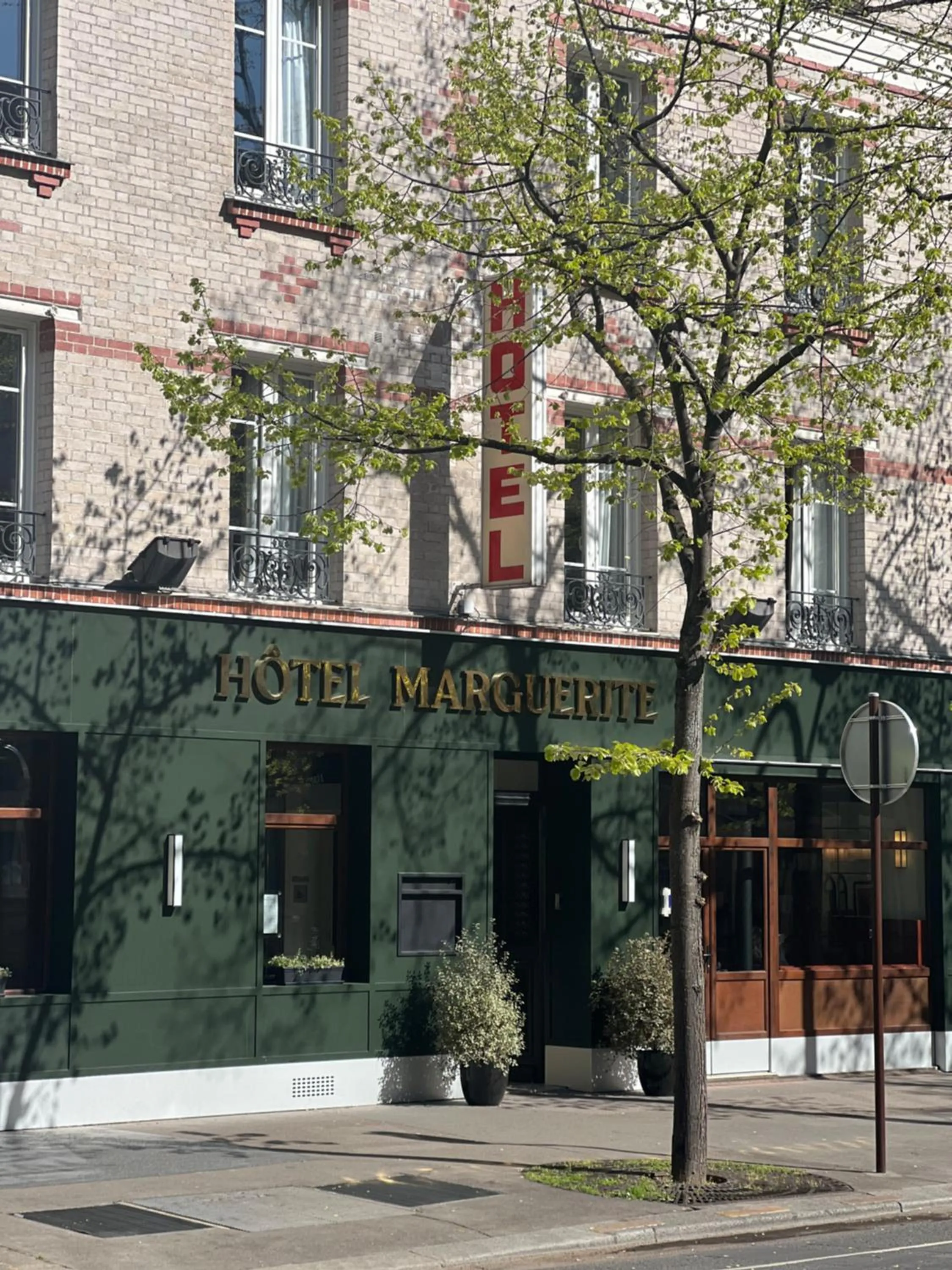 Property building in Hôtel Marguerite