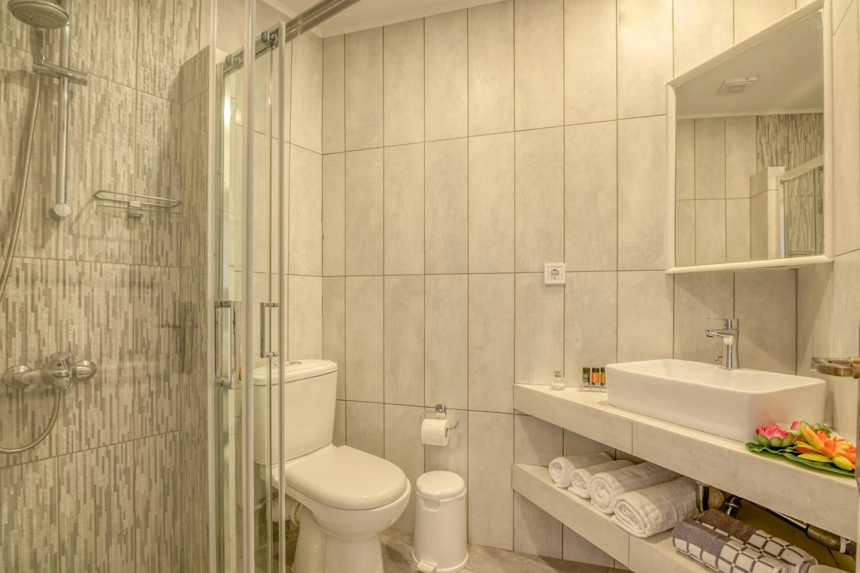 Bathroom in Georgia Vicky Studios & Apartments