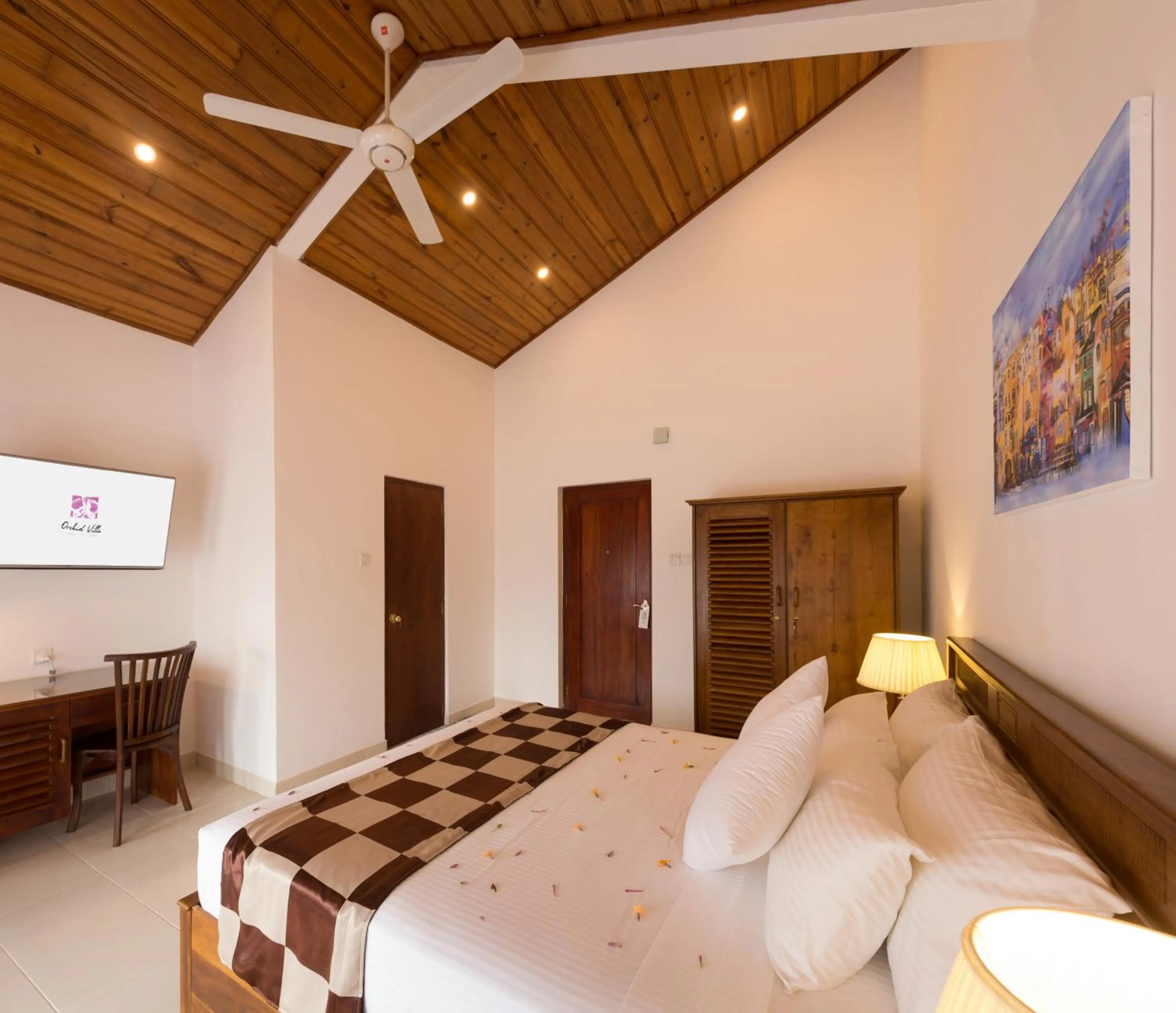 Bed in Orchid Villa Kandy