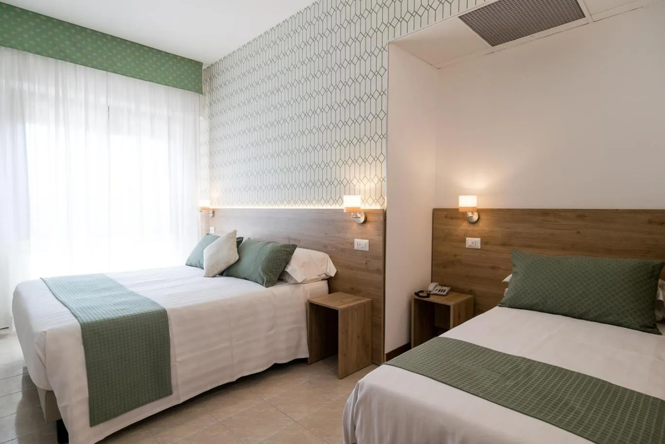 Bed in Hotel Pacific