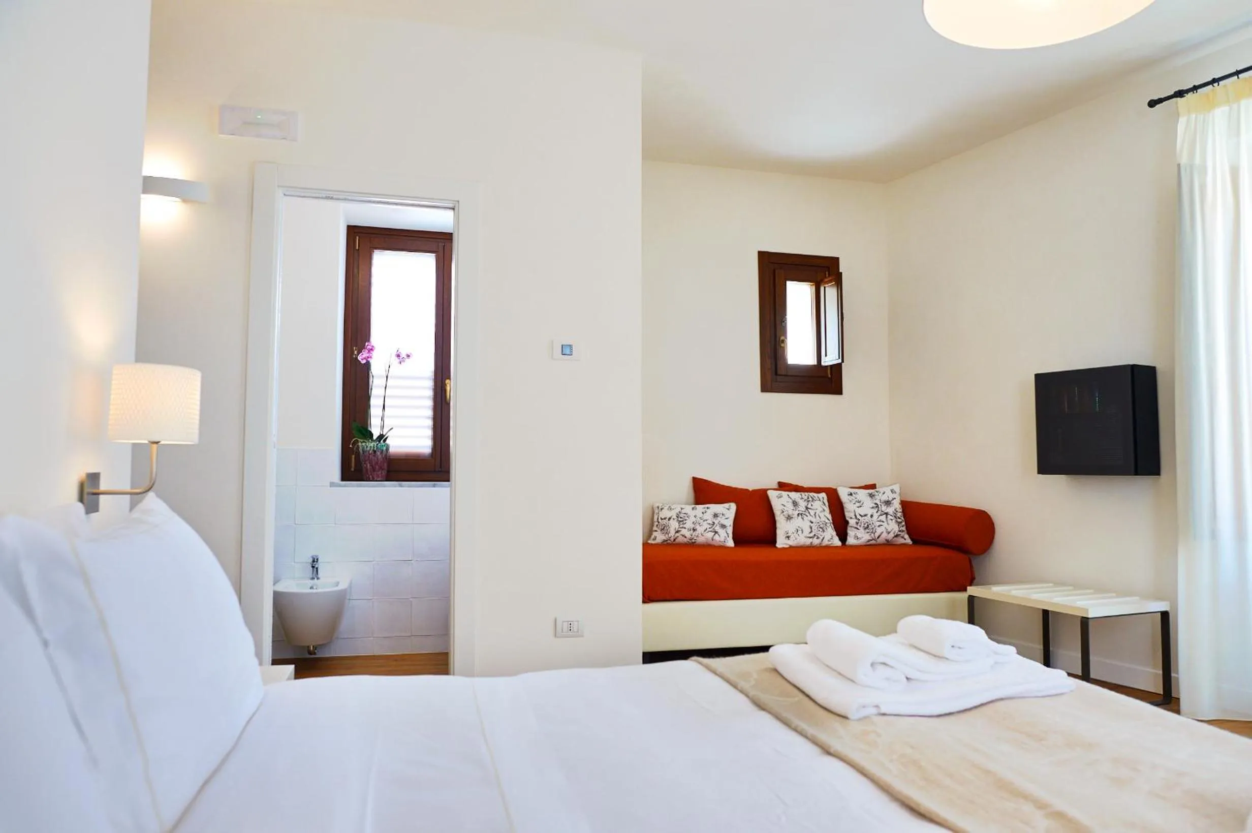 Photo of the whole room, Bed in Sopra Le Mura