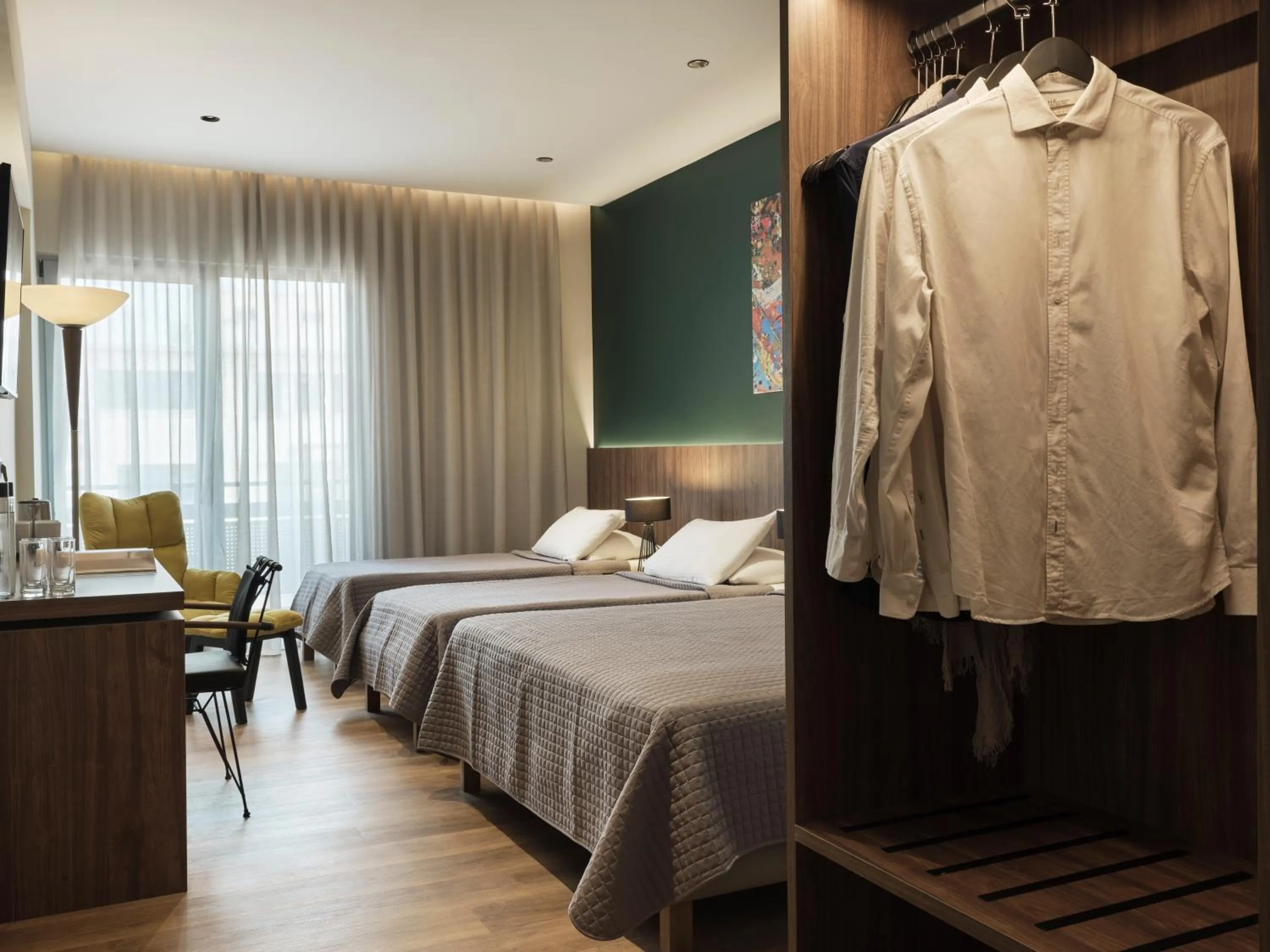 Bedroom, Bed in Candia Hotel