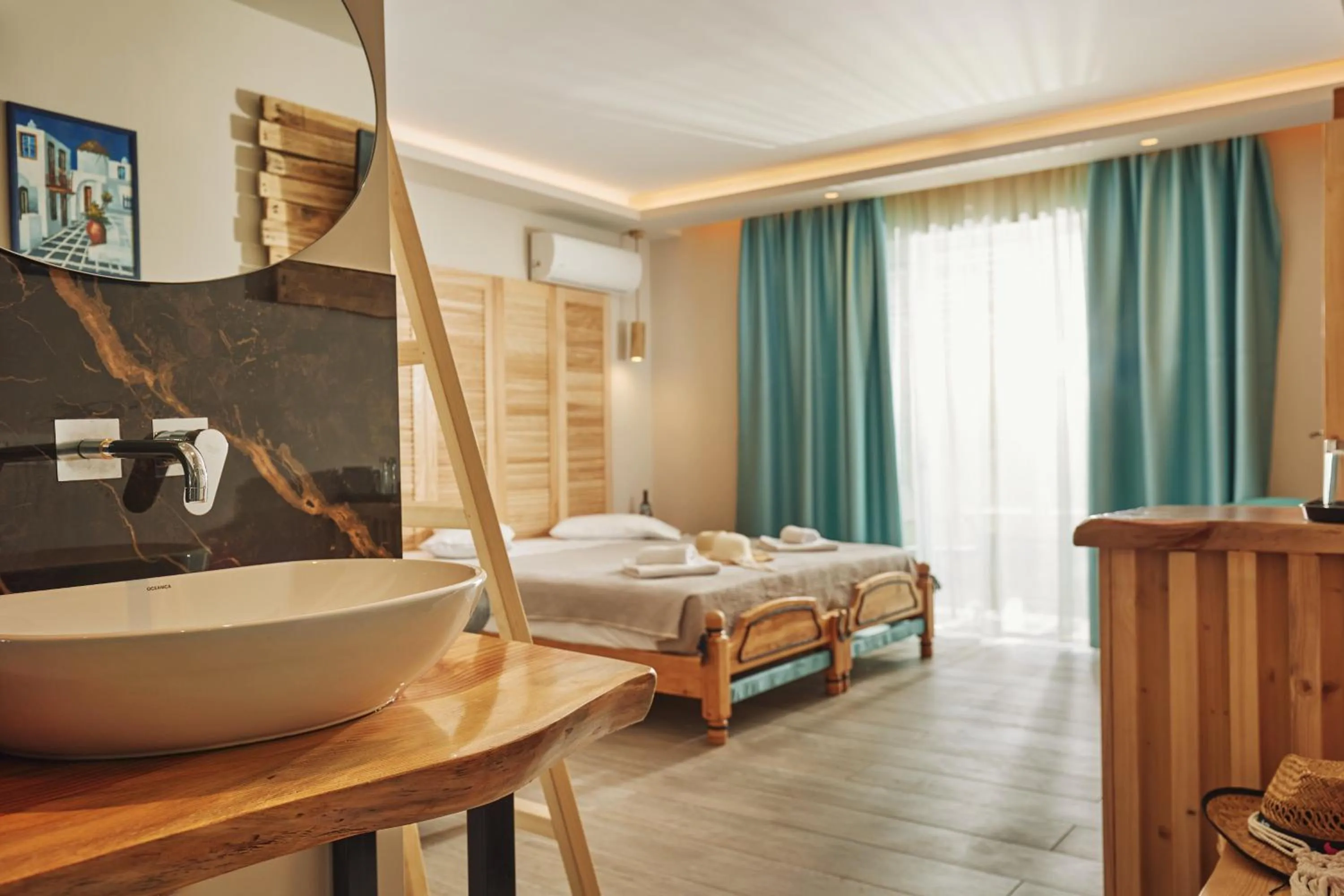 Bedroom, Bed in Iniohos Zante Hotel & Suites